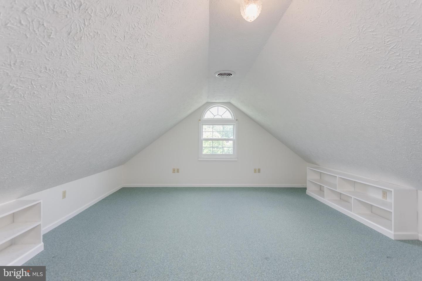 1629 PONDVIEW DR, WINCHESTER, Virginia 22601, 4 Bedrooms Bedrooms, ,3 BathroomsBathrooms,Residential,For sale,1629 PONDVIEW DR,VAWI2007308 MLS # VAWI2007308