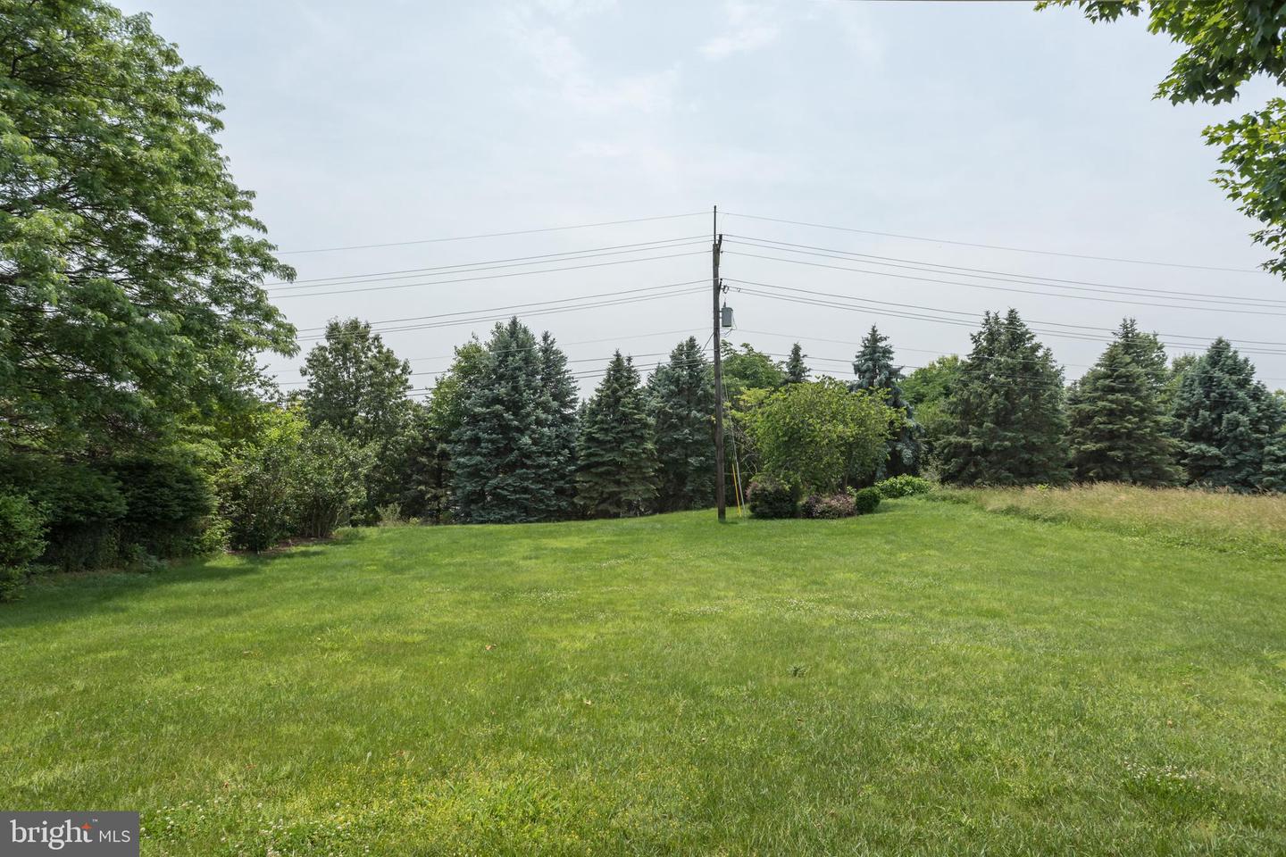 1629 PONDVIEW DR, WINCHESTER, Virginia 22601, 4 Bedrooms Bedrooms, ,3 BathroomsBathrooms,Residential,For sale,1629 PONDVIEW DR,VAWI2007308 MLS # VAWI2007308