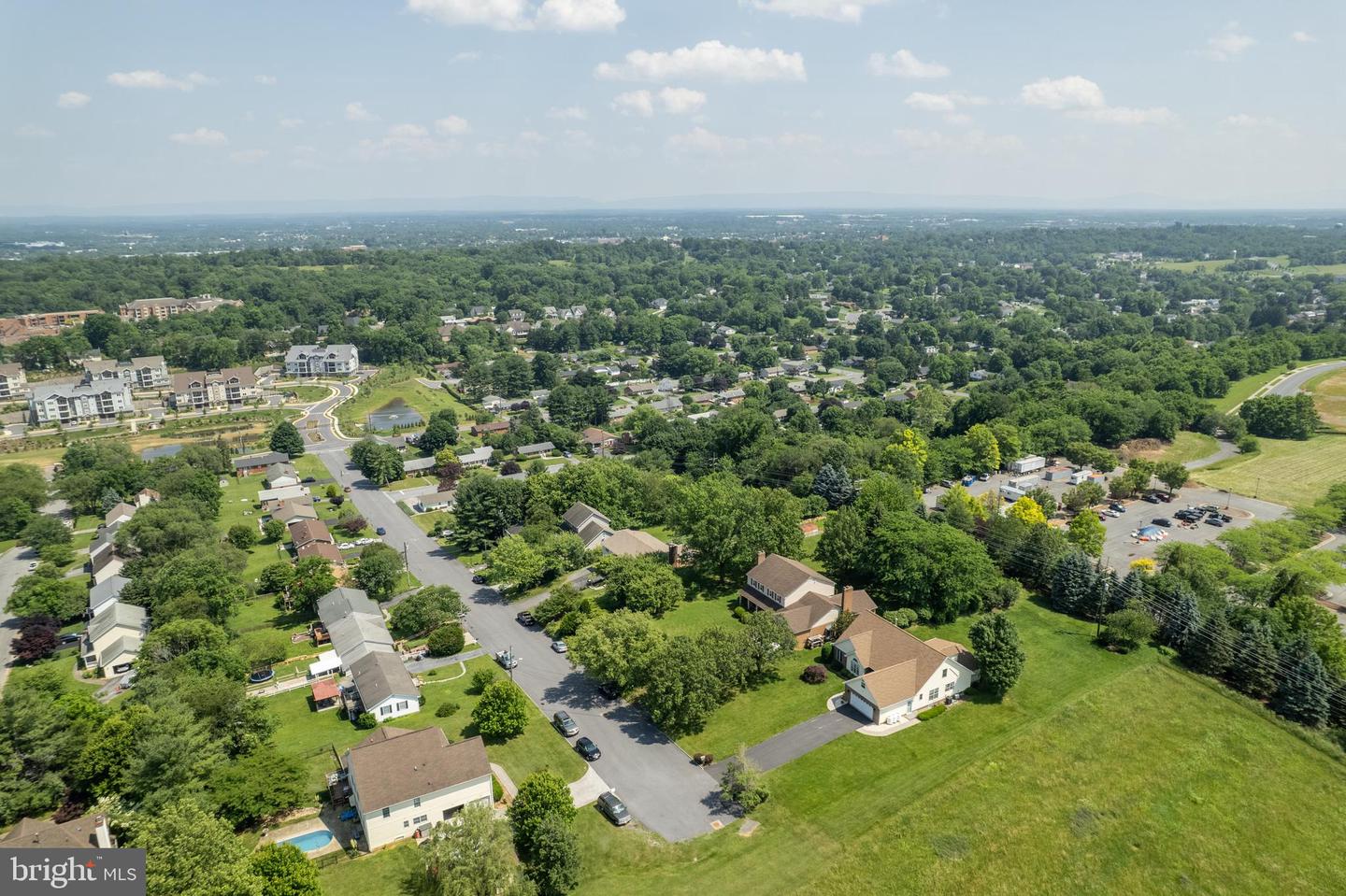 1629 PONDVIEW DR, WINCHESTER, Virginia 22601, 4 Bedrooms Bedrooms, ,3 BathroomsBathrooms,Residential,For sale,1629 PONDVIEW DR,VAWI2007308 MLS # VAWI2007308