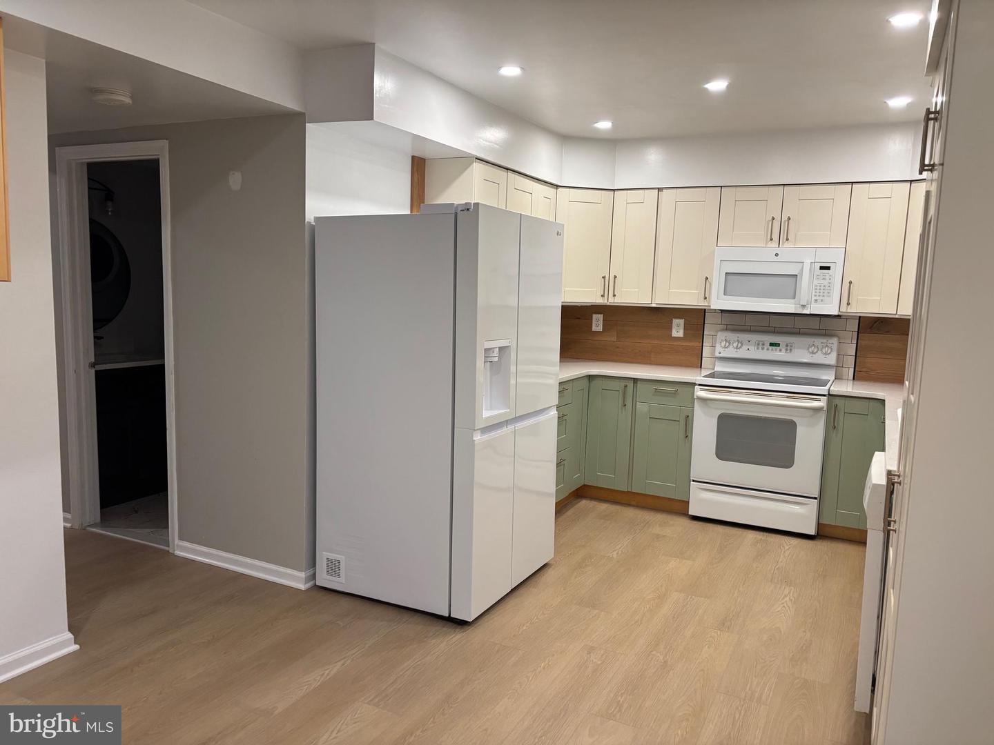 8617 COLSTON CT, MARSHALL, Virginia 20115, 3 Bedrooms Bedrooms, ,2 BathroomsBathrooms,Residential,For sale,8617 COLSTON CT,VAFQ2015878 MLS # VAFQ2015878