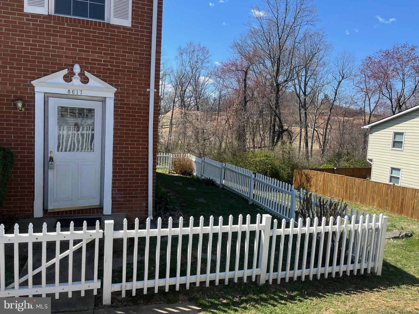 8617 COLSTON CT, MARSHALL, Virginia 20115, 3 Bedrooms Bedrooms, ,2 BathroomsBathrooms,Residential,For sale,8617 COLSTON CT,VAFQ2015878 MLS # VAFQ2015878