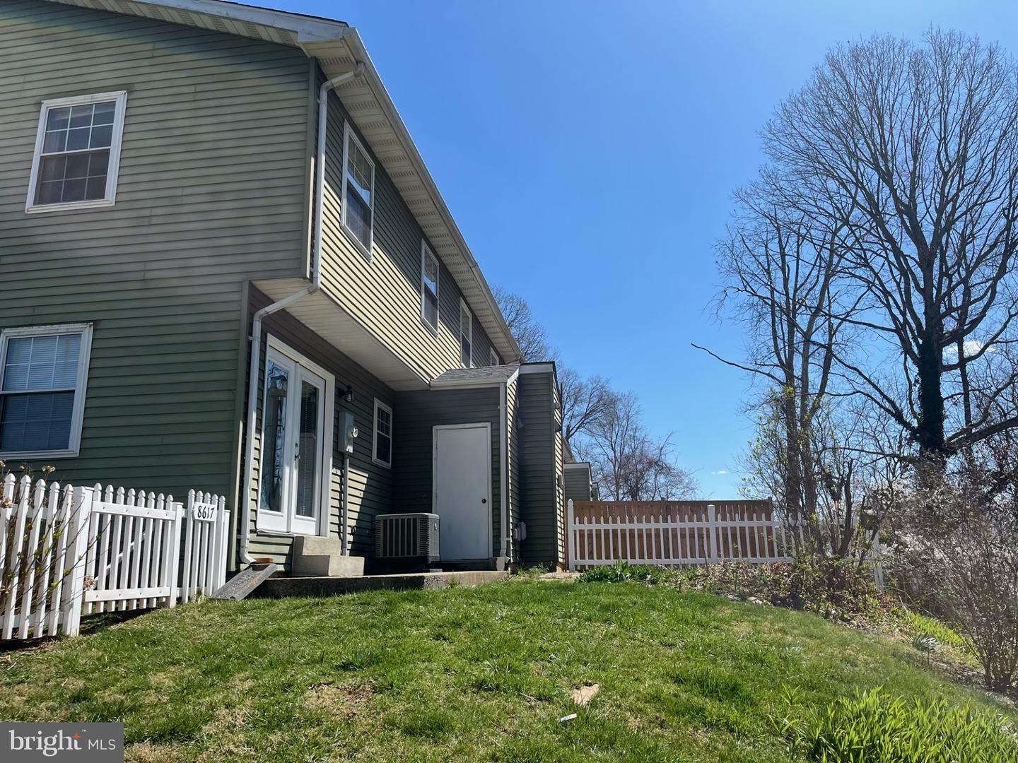 8617 COLSTON CT, MARSHALL, Virginia 20115, 3 Bedrooms Bedrooms, ,2 BathroomsBathrooms,Residential,For sale,8617 COLSTON CT,VAFQ2015878 MLS # VAFQ2015878