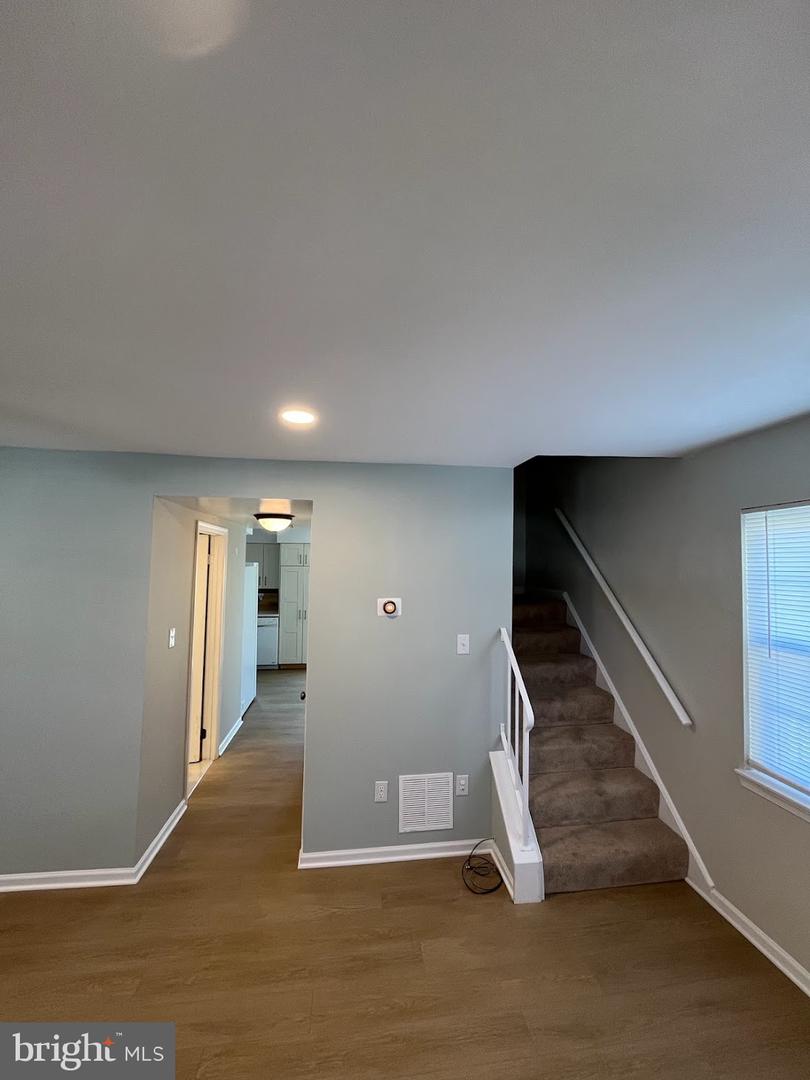 8617 COLSTON CT, MARSHALL, Virginia 20115, 3 Bedrooms Bedrooms, ,2 BathroomsBathrooms,Residential,For sale,8617 COLSTON CT,VAFQ2015878 MLS # VAFQ2015878