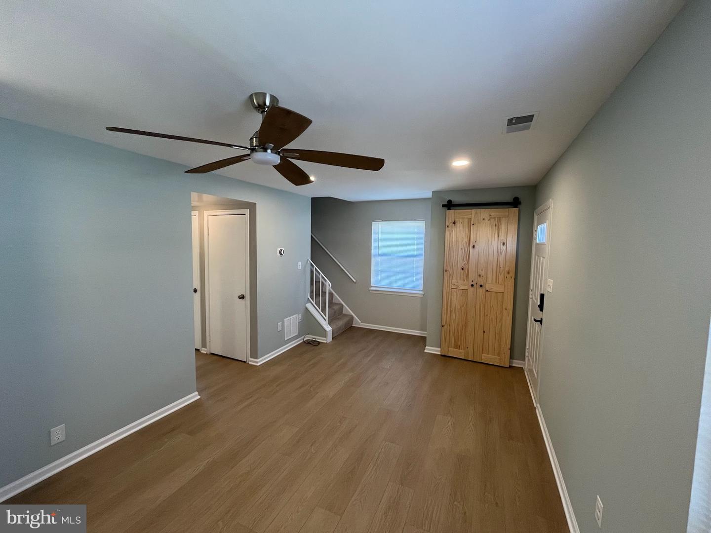8617 COLSTON CT, MARSHALL, Virginia 20115, 3 Bedrooms Bedrooms, ,2 BathroomsBathrooms,Residential,For sale,8617 COLSTON CT,VAFQ2015878 MLS # VAFQ2015878