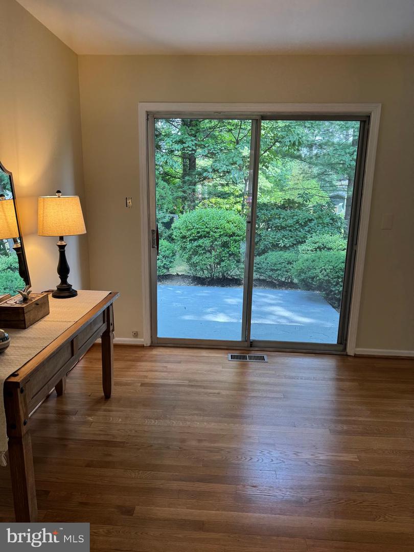 8108 GREELEY BLVD, SPRINGFIELD, Virginia 22152, 4 Bedrooms Bedrooms, ,3 BathroomsBathrooms,Residential,For sale,8108 GREELEY BLVD,VAFX2231230 MLS # VAFX2231230