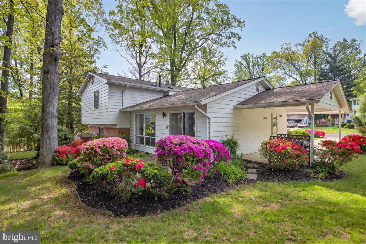 8108 GREELEY BLVD, SPRINGFIELD, Virginia 22152, 4 Bedrooms Bedrooms, ,3 BathroomsBathrooms,Residential,For sale,8108 GREELEY BLVD,VAFX2231230 MLS # VAFX2231230