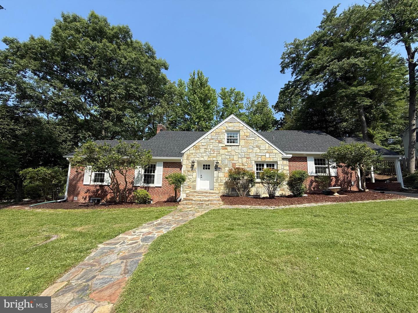 18820 KERILL RD, TRIANGLE, Virginia 22172, 5 Bedrooms Bedrooms, ,2 BathroomsBathrooms,Residential,For sale,18820 KERILL RD,VAPW2090918 MLS # VAPW2090918