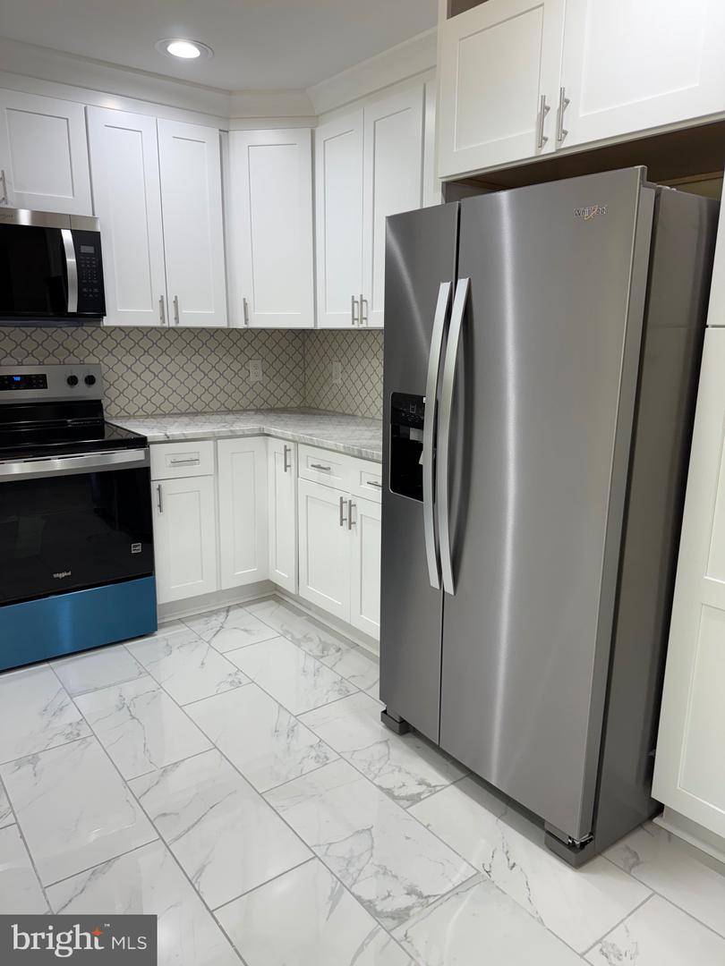 18820 KERILL RD, TRIANGLE, Virginia 22172, 5 Bedrooms Bedrooms, ,2 BathroomsBathrooms,Residential,For sale,18820 KERILL RD,VAPW2090918 MLS # VAPW2090918