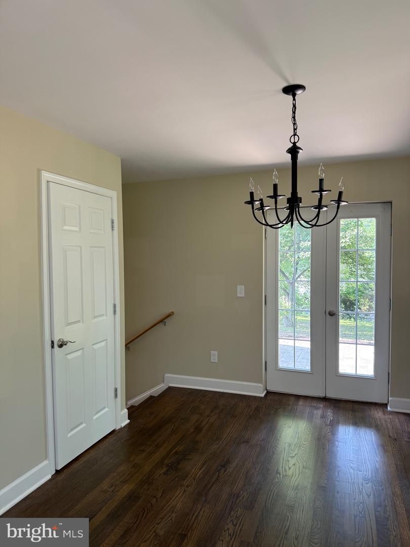 18820 KERILL RD, TRIANGLE, Virginia 22172, 5 Bedrooms Bedrooms, ,2 BathroomsBathrooms,Residential,For sale,18820 KERILL RD,VAPW2090918 MLS # VAPW2090918