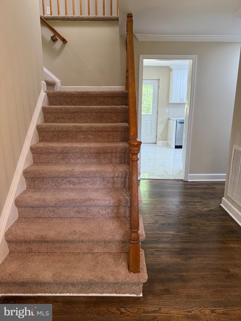 18820 KERILL RD, TRIANGLE, Virginia 22172, 5 Bedrooms Bedrooms, ,2 BathroomsBathrooms,Residential,For sale,18820 KERILL RD,VAPW2090918 MLS # VAPW2090918