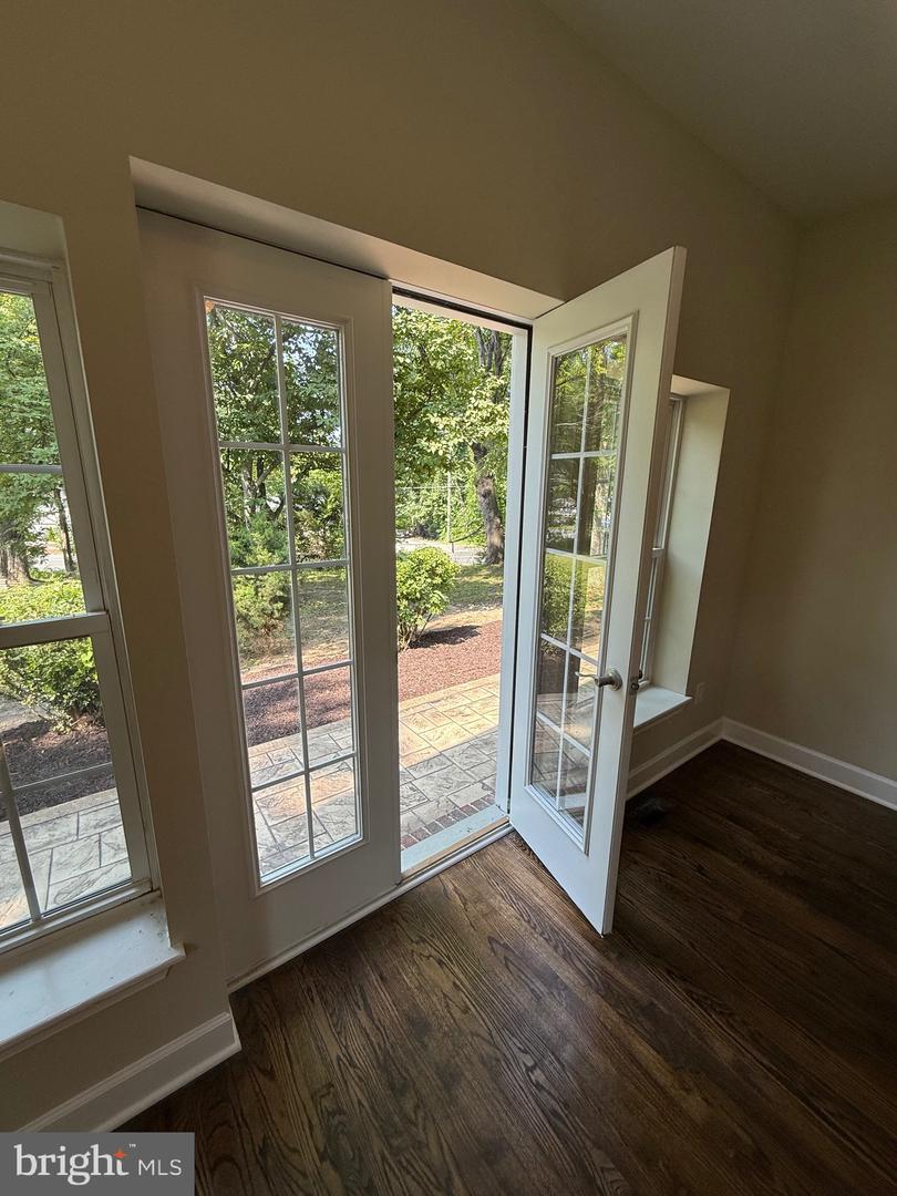 18820 KERILL RD, TRIANGLE, Virginia 22172, 5 Bedrooms Bedrooms, ,2 BathroomsBathrooms,Residential,For sale,18820 KERILL RD,VAPW2090918 MLS # VAPW2090918