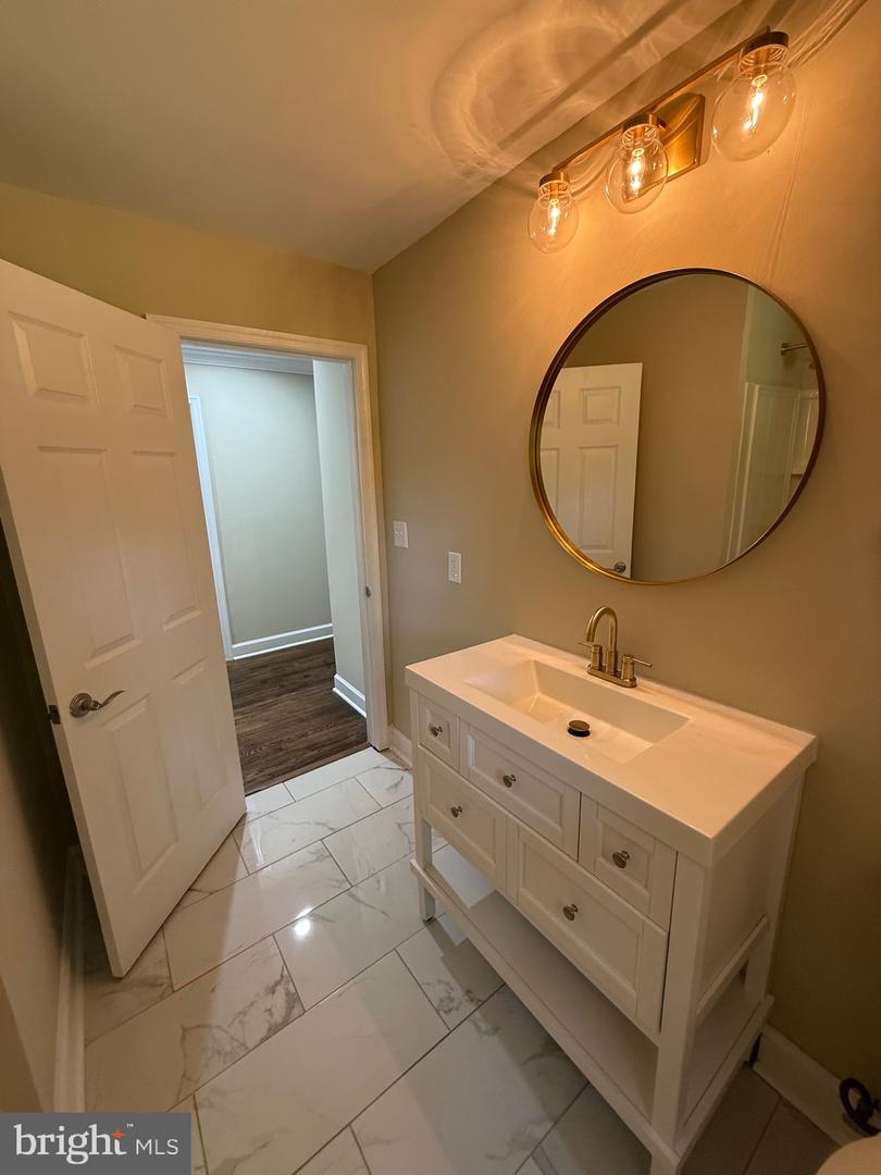 18820 KERILL RD, TRIANGLE, Virginia 22172, 5 Bedrooms Bedrooms, ,2 BathroomsBathrooms,Residential,For sale,18820 KERILL RD,VAPW2090918 MLS # VAPW2090918
