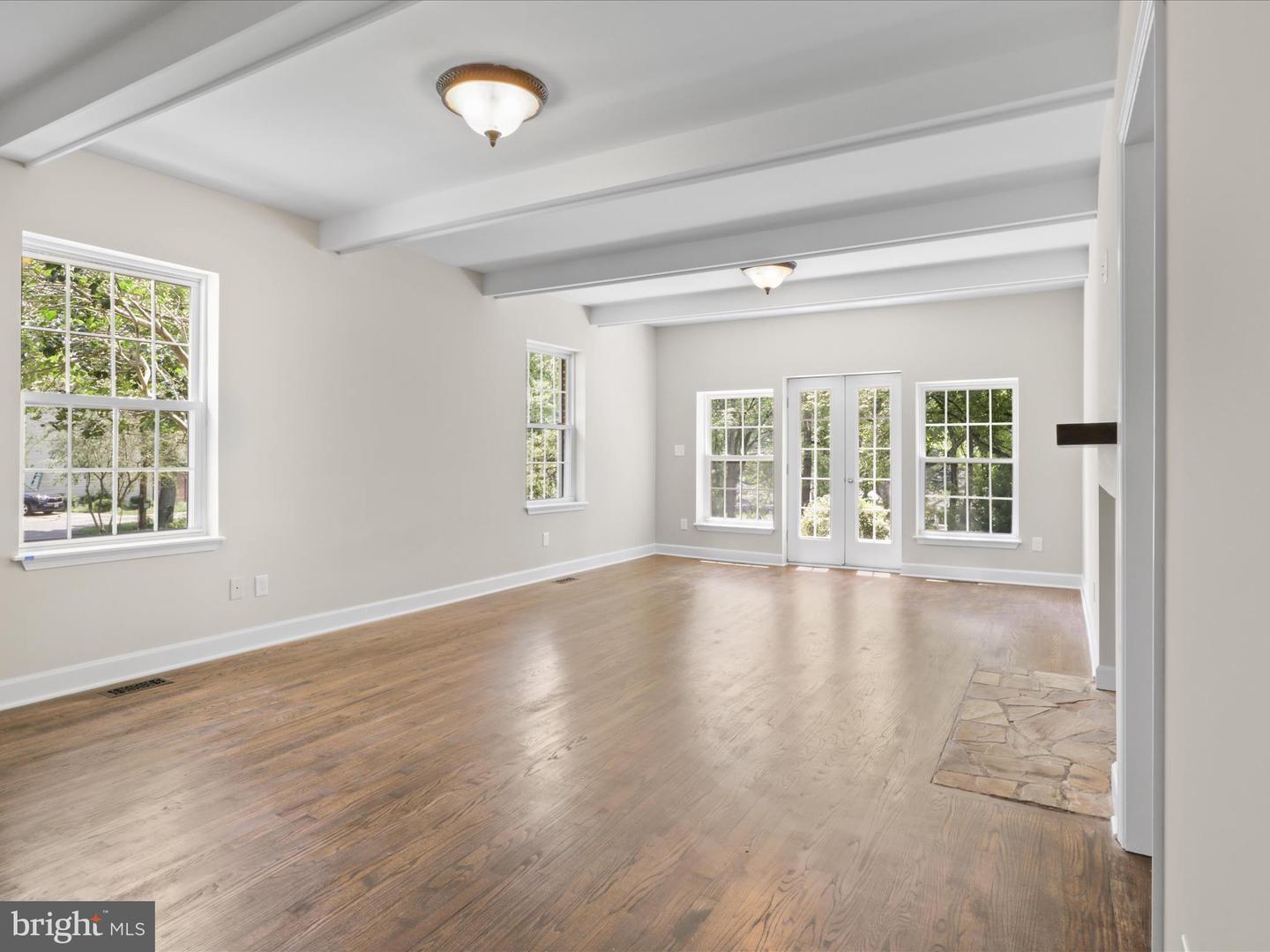 18820 KERILL RD, TRIANGLE, Virginia 22172, 5 Bedrooms Bedrooms, ,2 BathroomsBathrooms,Residential,For sale,18820 KERILL RD,VAPW2090918 MLS # VAPW2090918