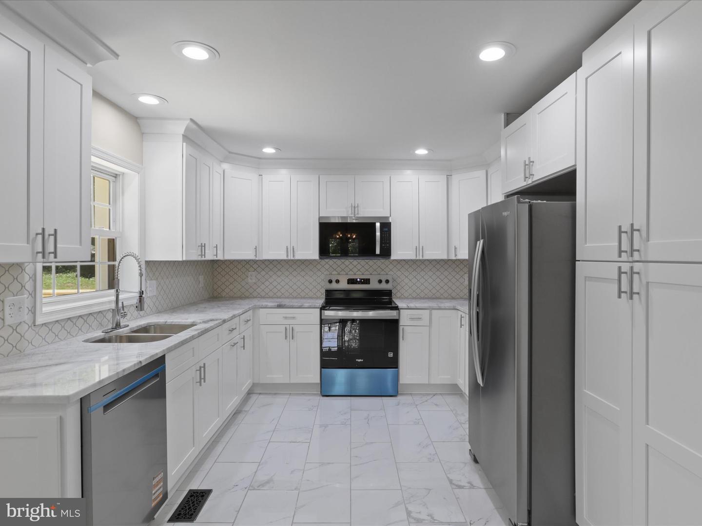 18820 KERILL RD, TRIANGLE, Virginia 22172, 5 Bedrooms Bedrooms, ,2 BathroomsBathrooms,Residential,For sale,18820 KERILL RD,VAPW2090918 MLS # VAPW2090918
