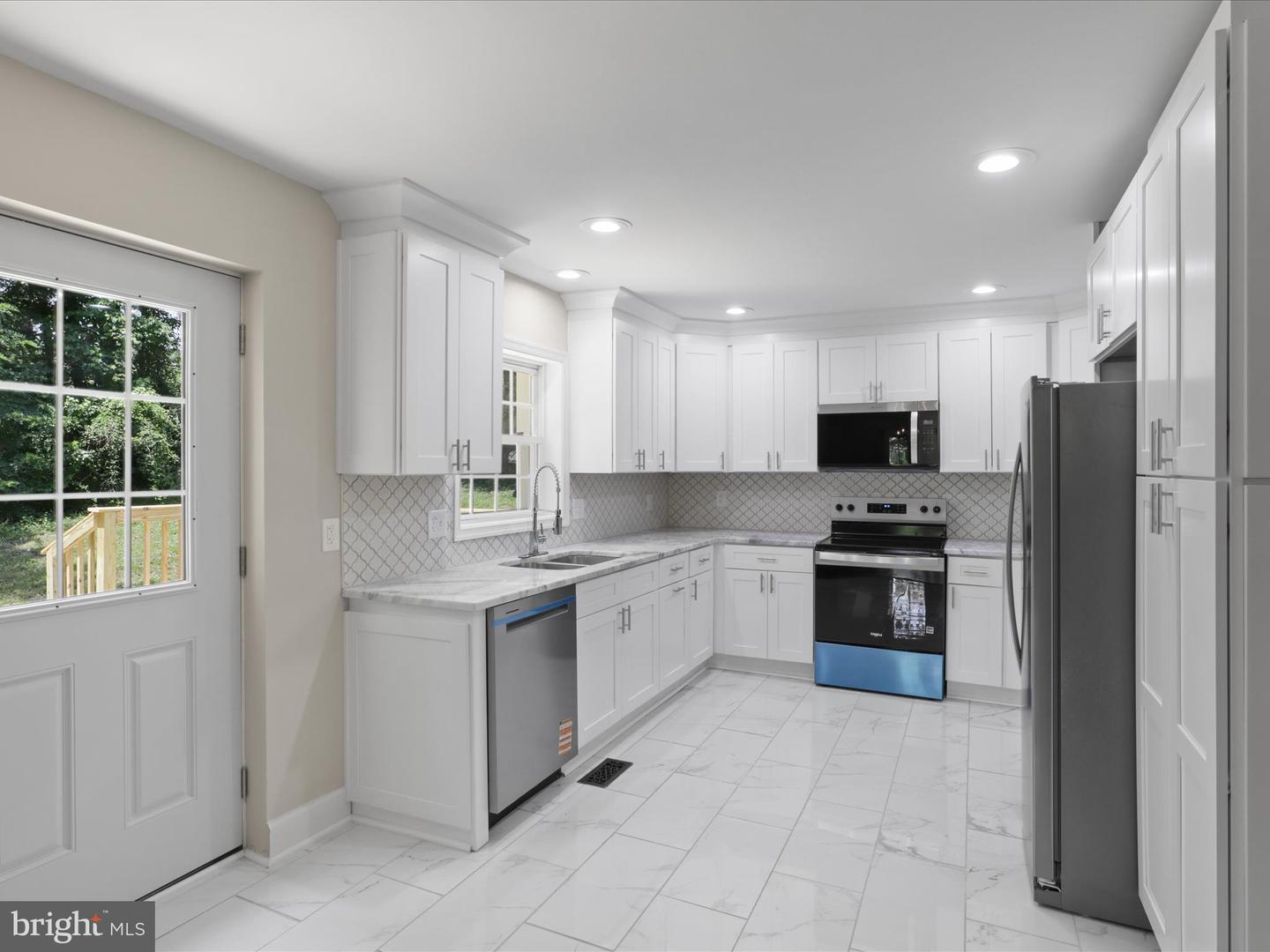 18820 KERILL RD, TRIANGLE, Virginia 22172, 5 Bedrooms Bedrooms, ,2 BathroomsBathrooms,Residential,For sale,18820 KERILL RD,VAPW2090918 MLS # VAPW2090918