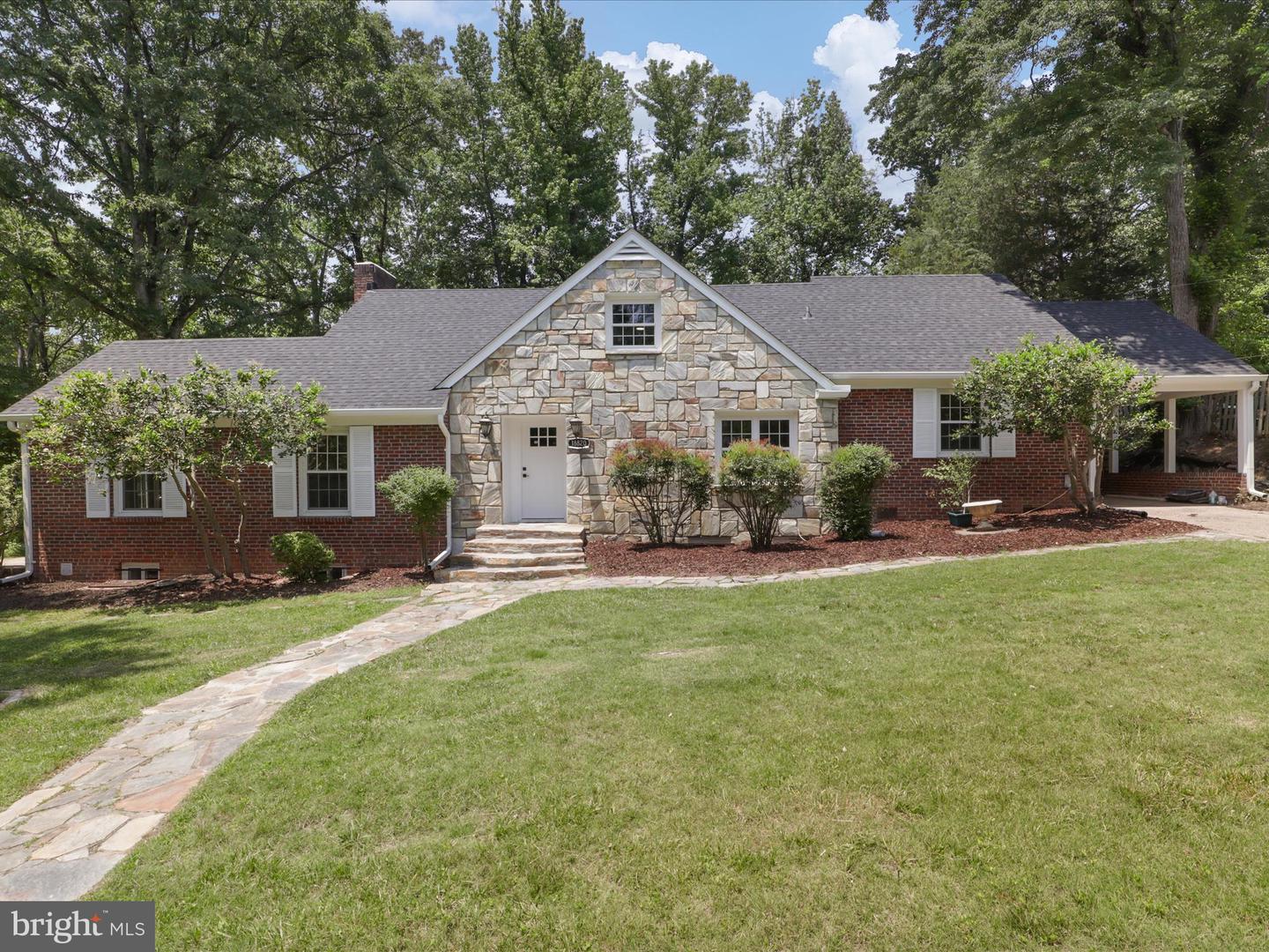 18820 KERILL RD, TRIANGLE, Virginia 22172, 5 Bedrooms Bedrooms, ,2 BathroomsBathrooms,Residential,For sale,18820 KERILL RD,VAPW2090918 MLS # VAPW2090918