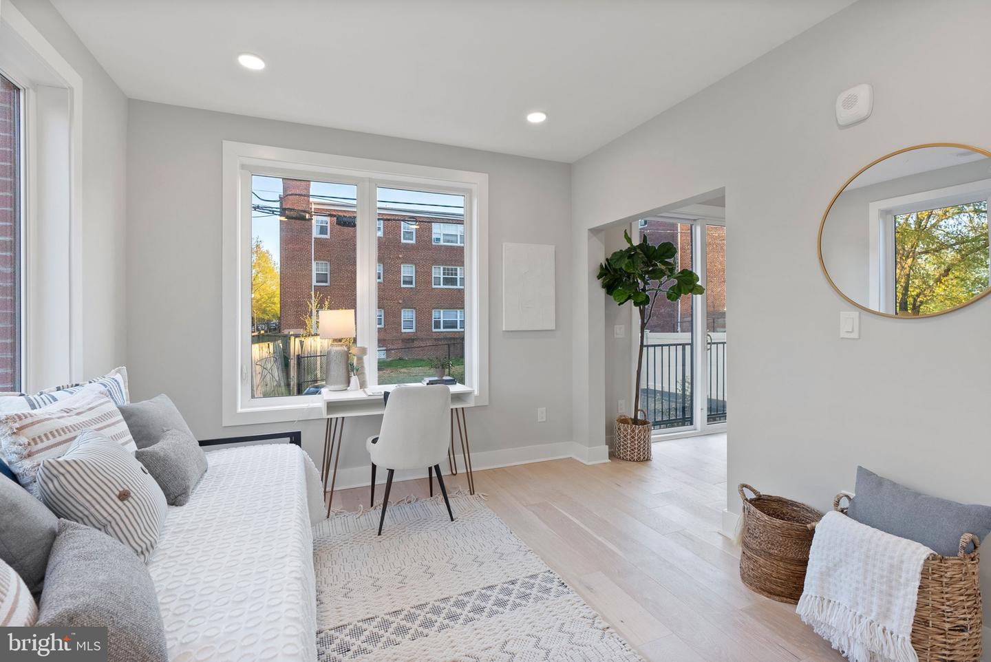 2019 M ST NE #6, WASHINGTON, District Of Columbia 20002, 2 Bedrooms Bedrooms, ,2 BathroomsBathrooms,Residential,For sale,2019 M ST NE #6,DCDC2194176 MLS # DCDC2194176