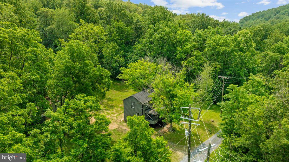 2245 BUCK MOUNTAIN RD, BENTONVILLE, Virginia 22610, 2 Bedrooms Bedrooms, ,1 BathroomBathrooms,Residential,For sale,2245 BUCK MOUNTAIN RD,VAWR2010830 MLS # VAWR2010830