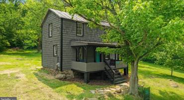 2245 BUCK MOUNTAIN RD, BENTONVILLE, Virginia 22610, 2 Bedrooms Bedrooms, ,1 BathroomBathrooms,Residential,For sale,2245 BUCK MOUNTAIN RD,VAWR2010830 MLS # VAWR2010830