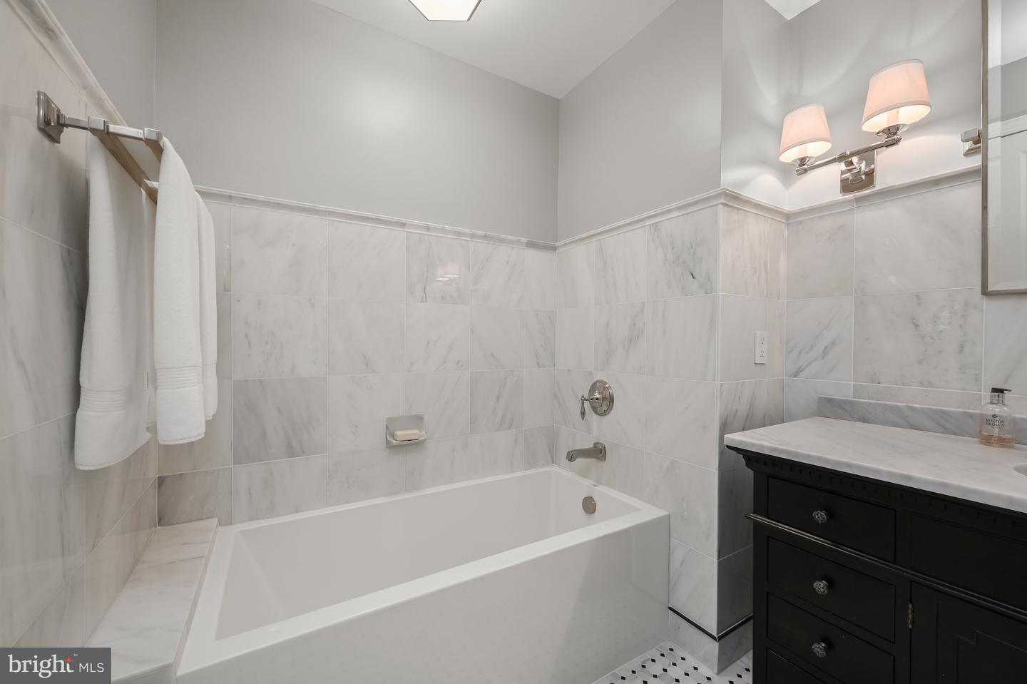 2600 PENNSYLVANIA AVE NW #5A, WASHINGTON, District Of Columbia 20037, 2 Bedrooms Bedrooms, ,2 BathroomsBathrooms,Residential,For sale,2600 PENNSYLVANIA AVE NW #5A,DCDC2194672 MLS # DCDC2194672