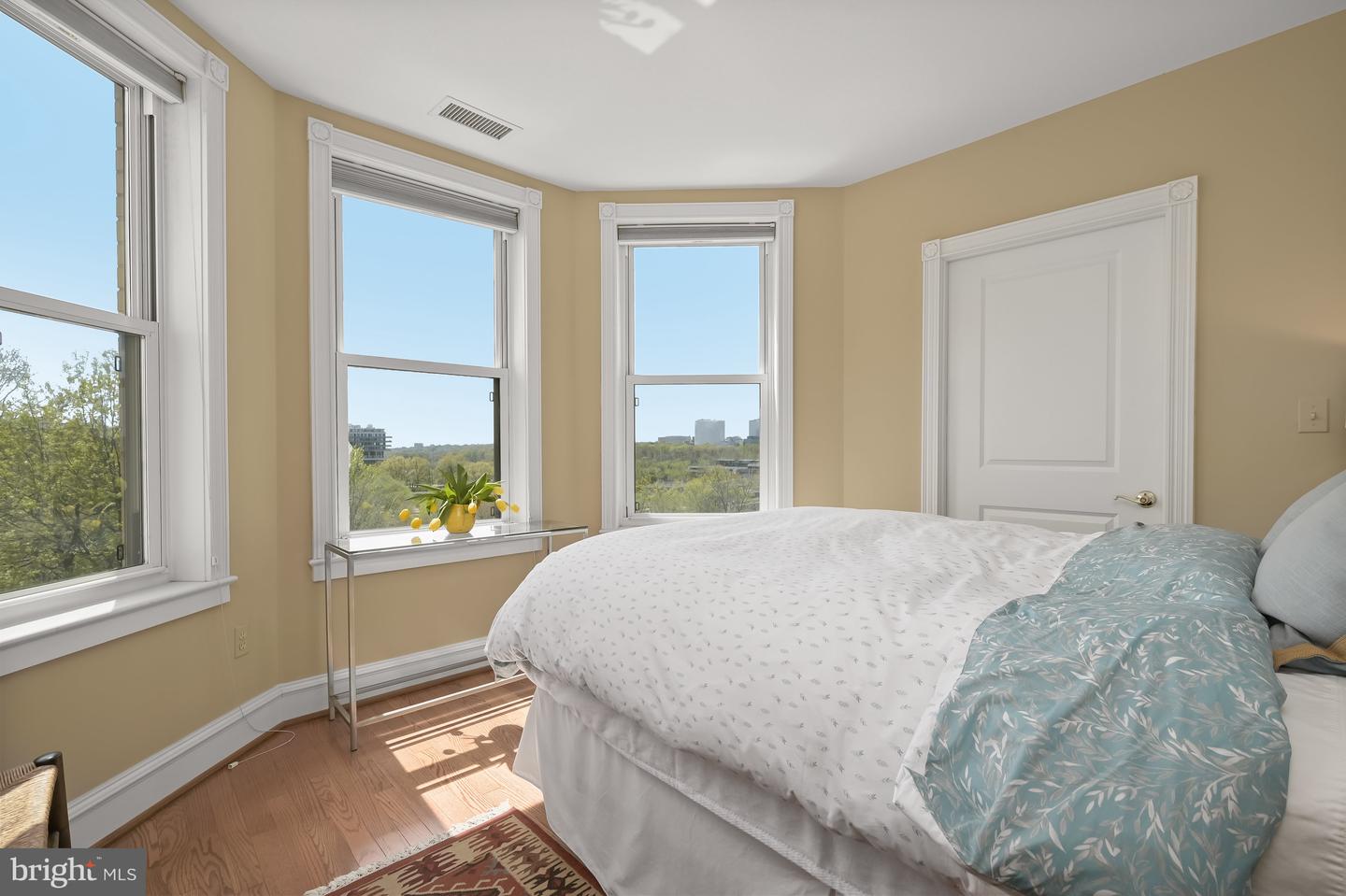 2600 PENNSYLVANIA AVE NW #5A, WASHINGTON, District Of Columbia 20037, 2 Bedrooms Bedrooms, ,2 BathroomsBathrooms,Residential,For sale,2600 PENNSYLVANIA AVE NW #5A,DCDC2194672 MLS # DCDC2194672