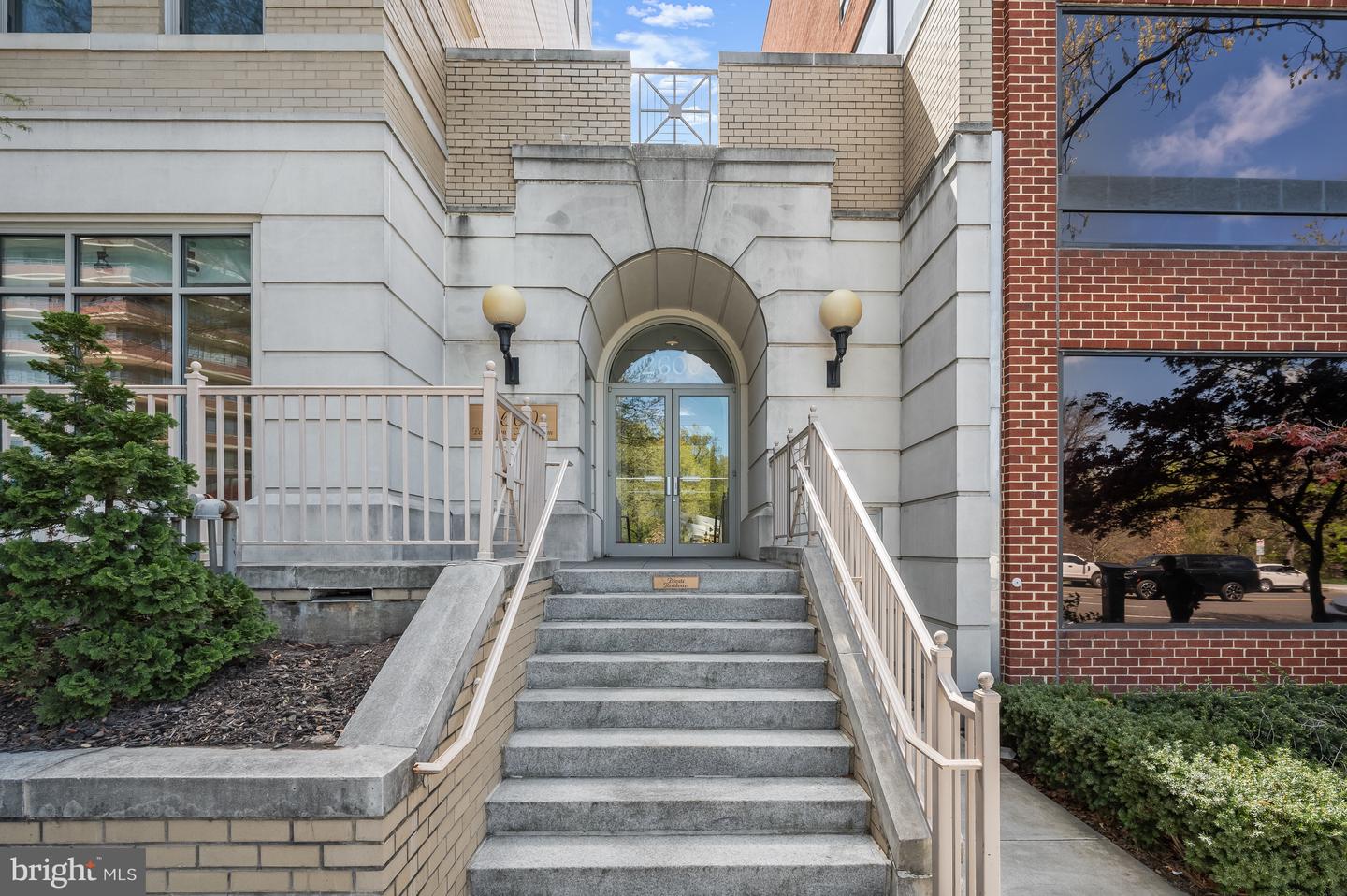 2600 PENNSYLVANIA AVE NW #5A, WASHINGTON, District Of Columbia 20037, 2 Bedrooms Bedrooms, ,2 BathroomsBathrooms,Residential,For sale,2600 PENNSYLVANIA AVE NW #5A,DCDC2194672 MLS # DCDC2194672