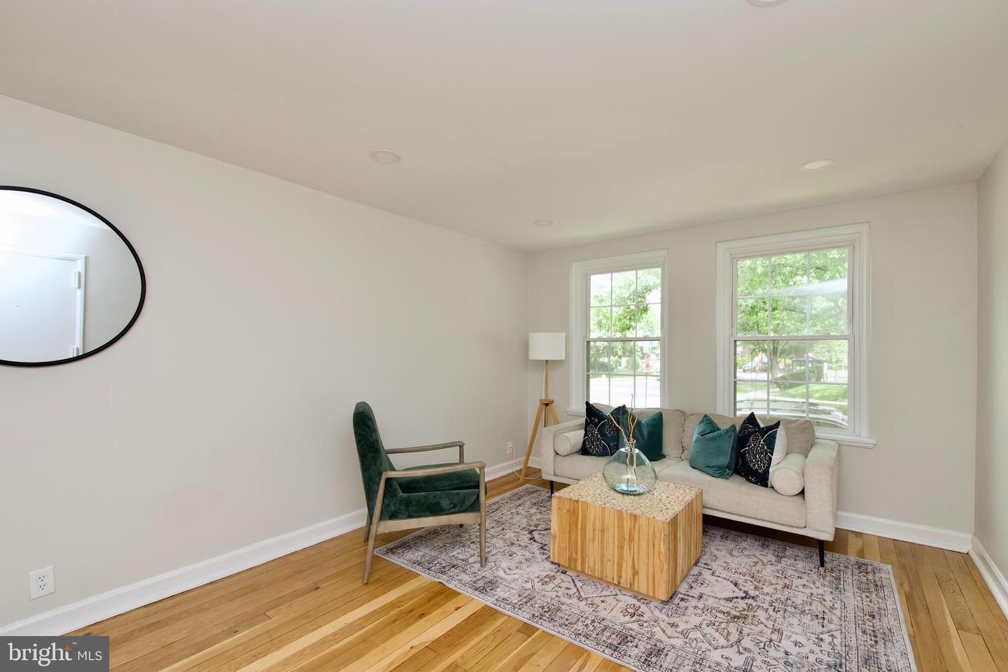 4803 30TH ST S #A2, ARLINGTON, Virginia 22206, 2 Bedrooms Bedrooms, ,2 BathroomsBathrooms,Residential,For sale,4803 30TH ST S #A2,VAAR2056132 MLS # VAAR2056132