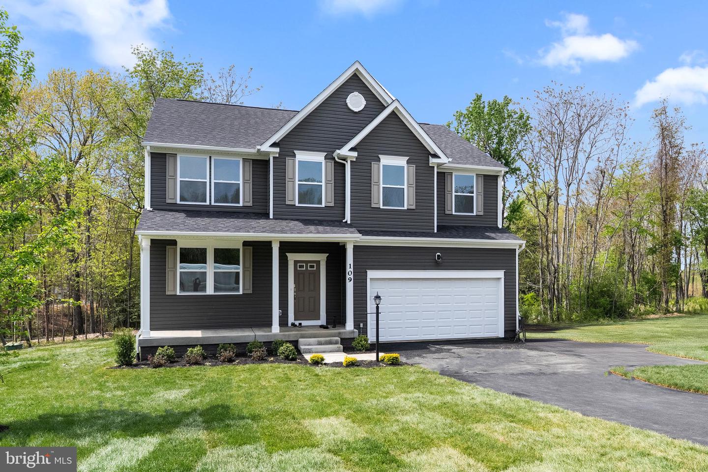 109 HILLSDALE DR, FREDERICKSBURG, Virginia 22405, 4 Bedrooms Bedrooms, ,3 BathroomsBathrooms,Residential,For sale,109 HILLSDALE DR,VAST2037956 MLS # VAST2037956