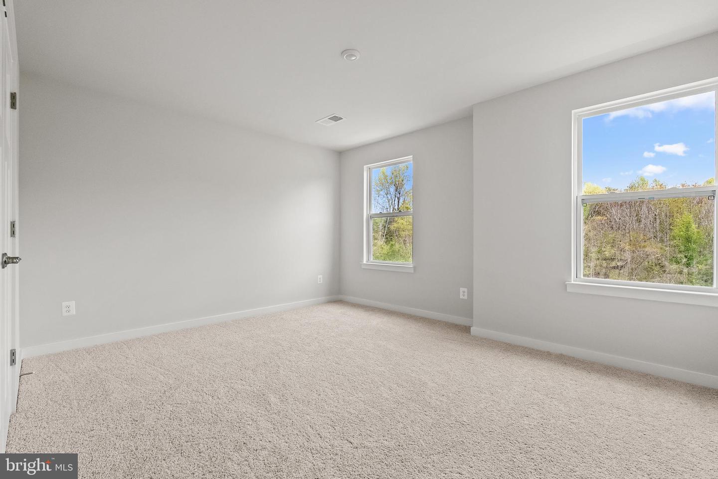 109 HILLSDALE DR, FREDERICKSBURG, Virginia 22405, 4 Bedrooms Bedrooms, ,3 BathroomsBathrooms,Residential,For sale,109 HILLSDALE DR,VAST2037956 MLS # VAST2037956
