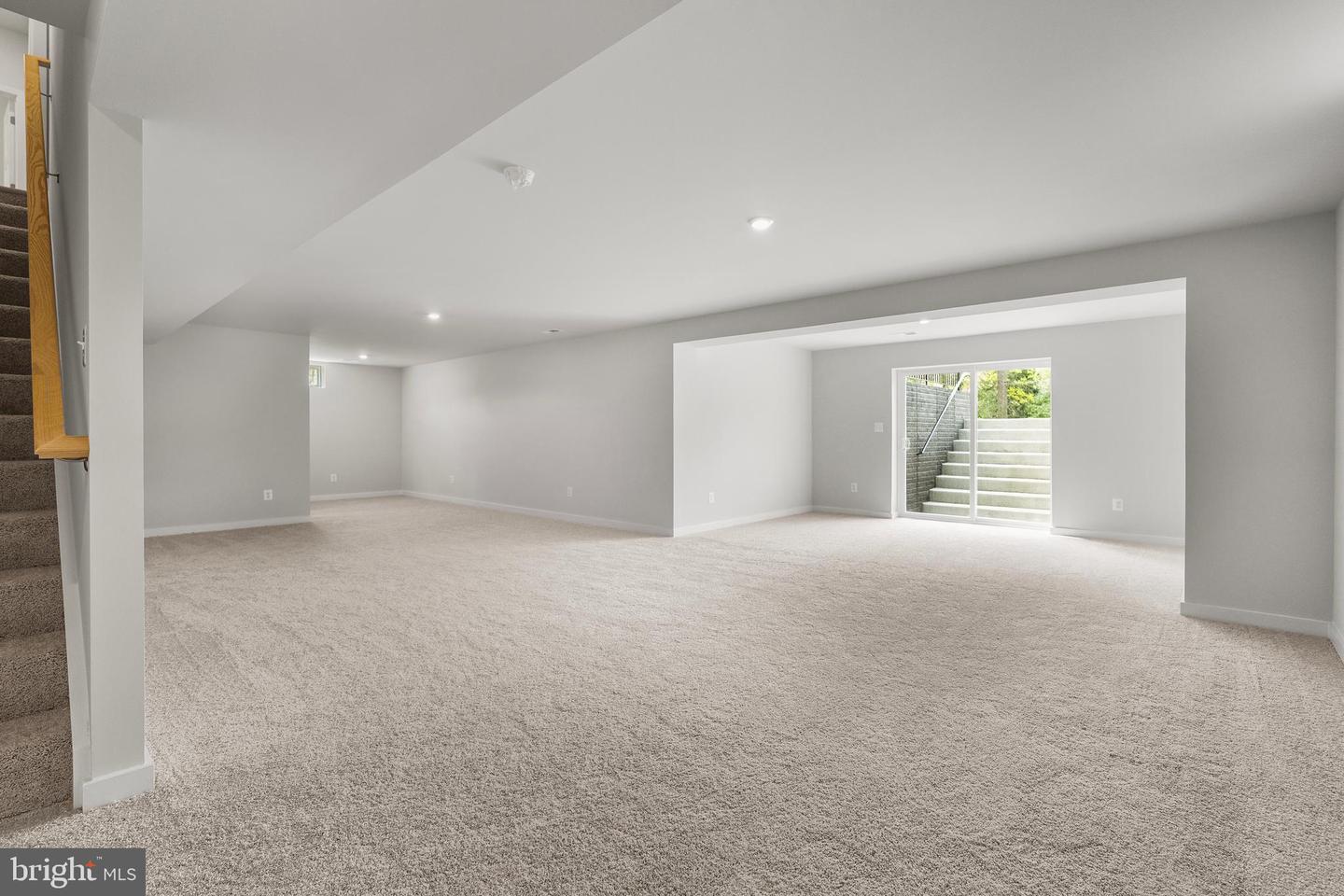 109 HILLSDALE DR, FREDERICKSBURG, Virginia 22405, 4 Bedrooms Bedrooms, ,3 BathroomsBathrooms,Residential,For sale,109 HILLSDALE DR,VAST2037956 MLS # VAST2037956