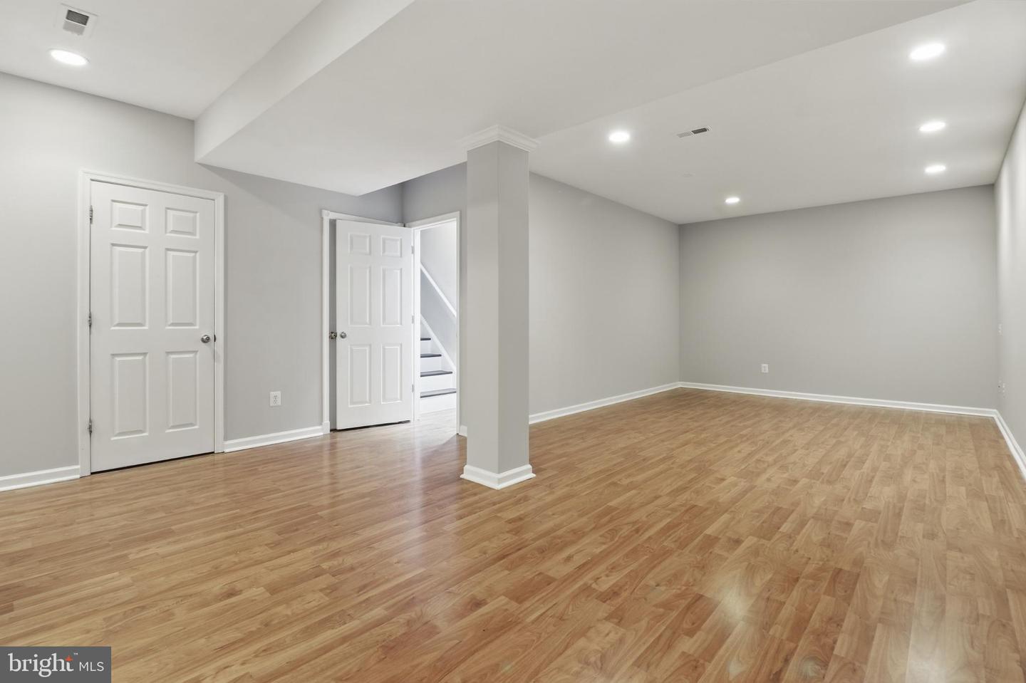 42827 FREEDOM ST, CHANTILLY, Virginia 20152, 5 Bedrooms Bedrooms, ,3 BathroomsBathrooms,Residential,For sale,42827 FREEDOM ST,VALO2094812 MLS # VALO2094812