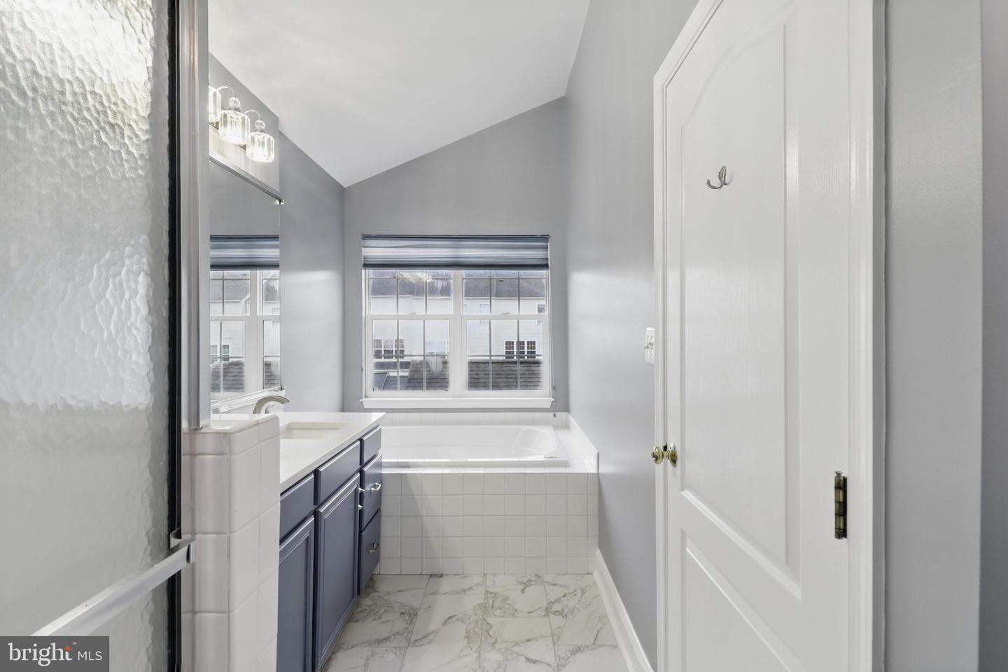 42827 FREEDOM ST, CHANTILLY, Virginia 20152, 5 Bedrooms Bedrooms, ,3 BathroomsBathrooms,Residential,For sale,42827 FREEDOM ST,VALO2094812 MLS # VALO2094812