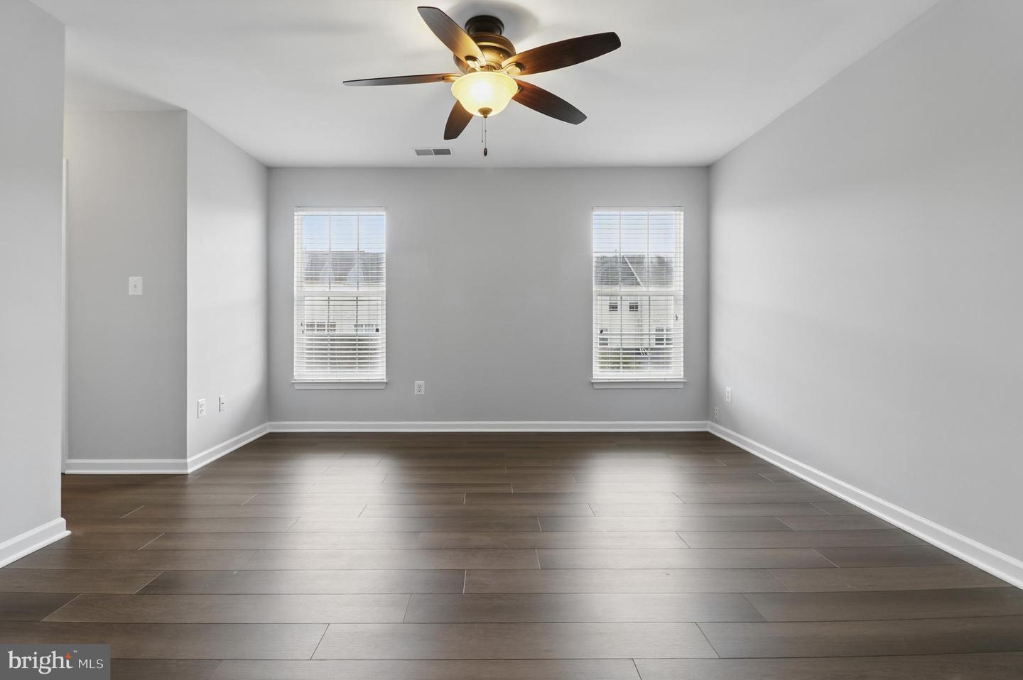 42827 FREEDOM ST, CHANTILLY, Virginia 20152, 5 Bedrooms Bedrooms, ,3 BathroomsBathrooms,Residential,For sale,42827 FREEDOM ST,VALO2094812 MLS # VALO2094812