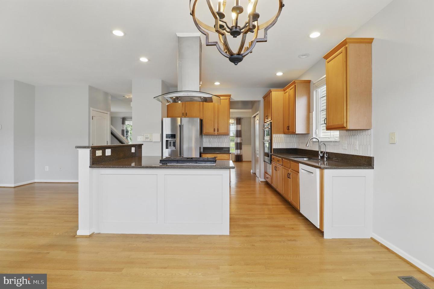 42827 FREEDOM ST, CHANTILLY, Virginia 20152, 5 Bedrooms Bedrooms, ,3 BathroomsBathrooms,Residential,For sale,42827 FREEDOM ST,VALO2094812 MLS # VALO2094812