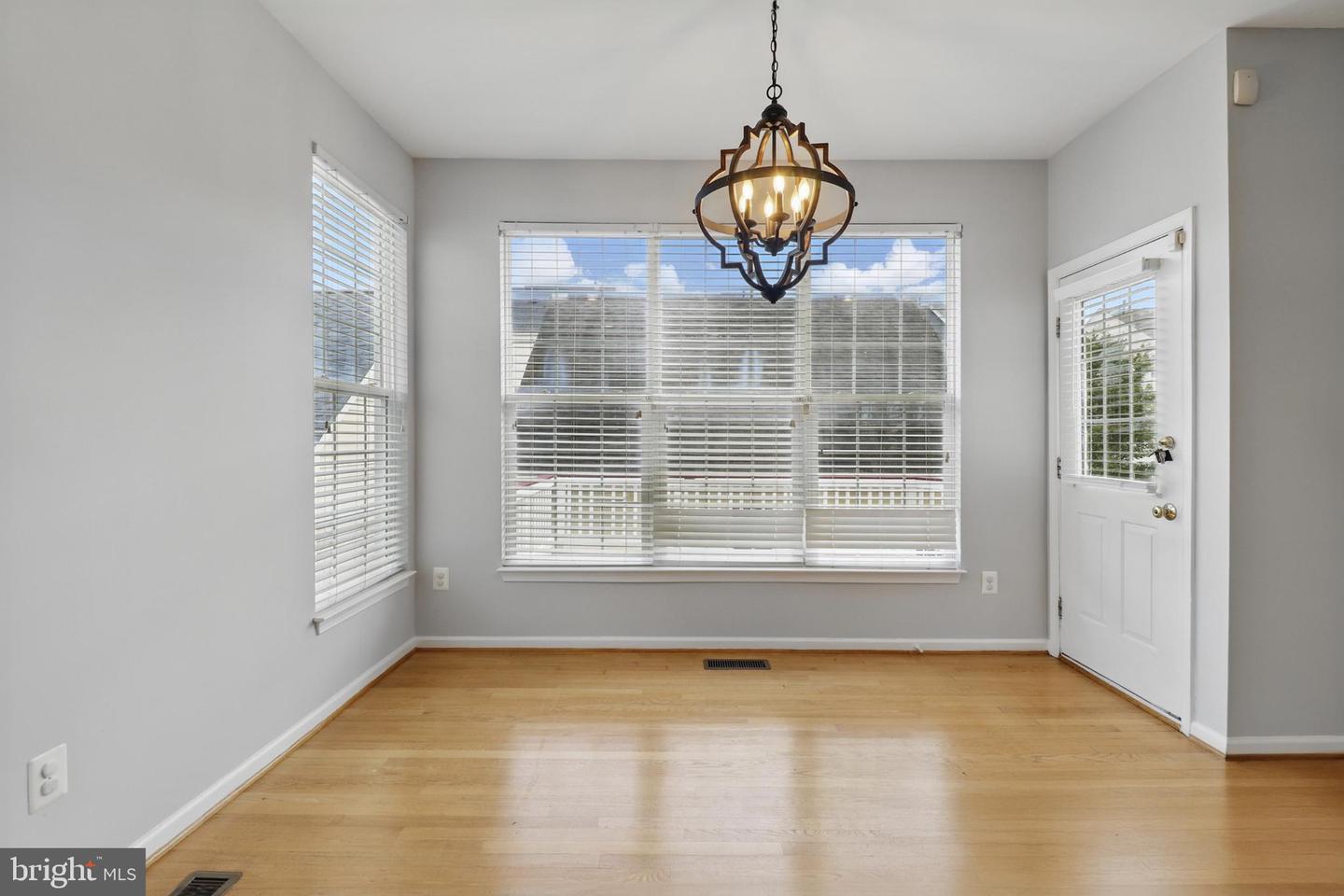 42827 FREEDOM ST, CHANTILLY, Virginia 20152, 5 Bedrooms Bedrooms, ,3 BathroomsBathrooms,Residential,For sale,42827 FREEDOM ST,VALO2094812 MLS # VALO2094812