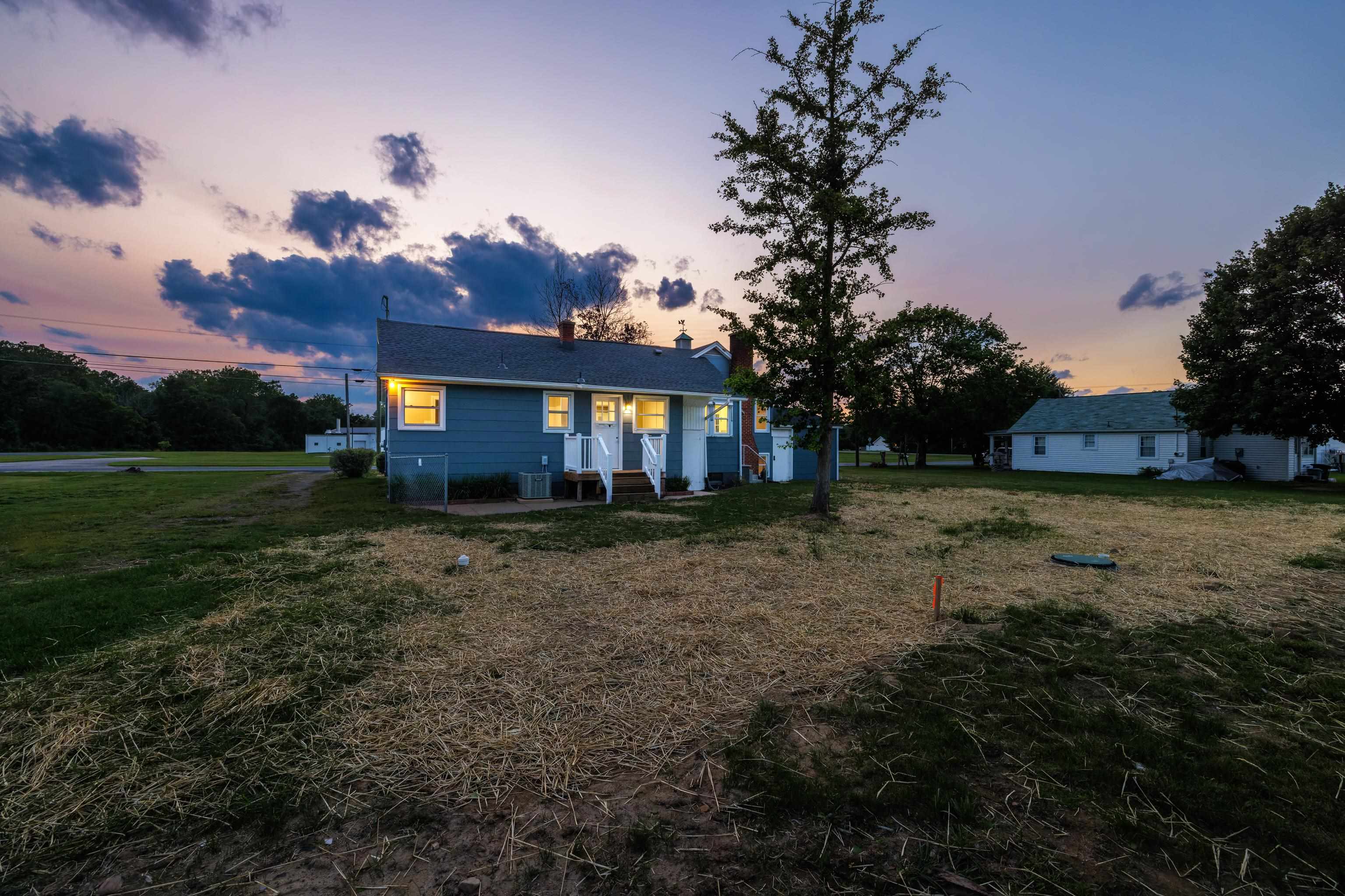 200 DOGWOOD AVE, GROTTOES, Virginia 24441, 4 Bedrooms Bedrooms, ,2 BathroomsBathrooms,Residential,200 DOGWOOD AVE,665427 MLS # 665427
