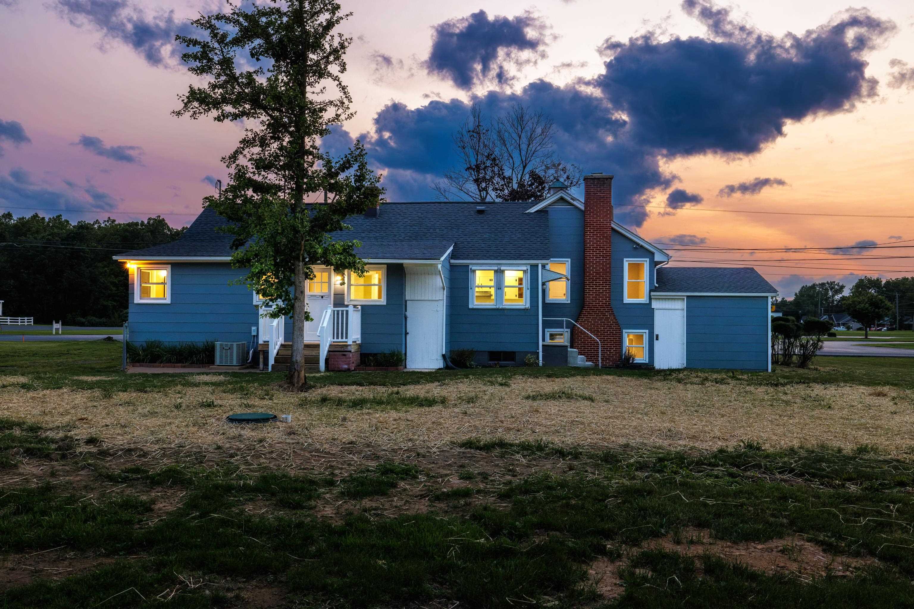 200 DOGWOOD AVE, GROTTOES, Virginia 24441, 4 Bedrooms Bedrooms, ,2 BathroomsBathrooms,Residential,200 DOGWOOD AVE,665427 MLS # 665427