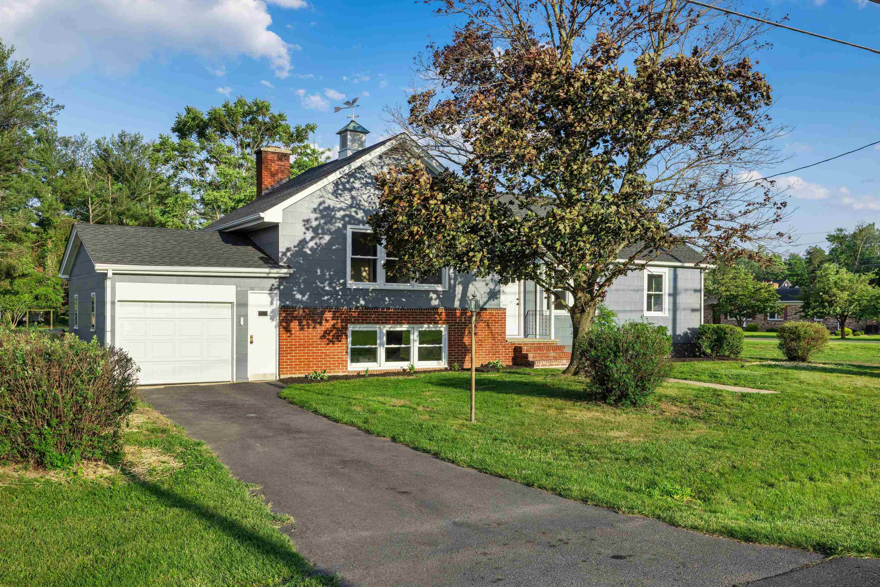 200 DOGWOOD AVE, GROTTOES, Virginia 24441, 4 Bedrooms Bedrooms, ,2 BathroomsBathrooms,Residential,200 DOGWOOD AVE,665427 MLS # 665427