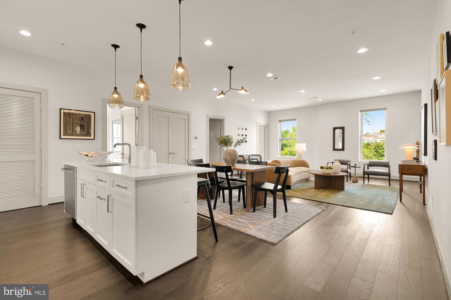 770 PARK RD NW #201, WASHINGTON, District Of Columbia 20010, 3 Bedrooms Bedrooms, ,2 BathroomsBathrooms,Residential,For sale,770 PARK RD NW #201,DCDC2198218 MLS # DCDC2198218