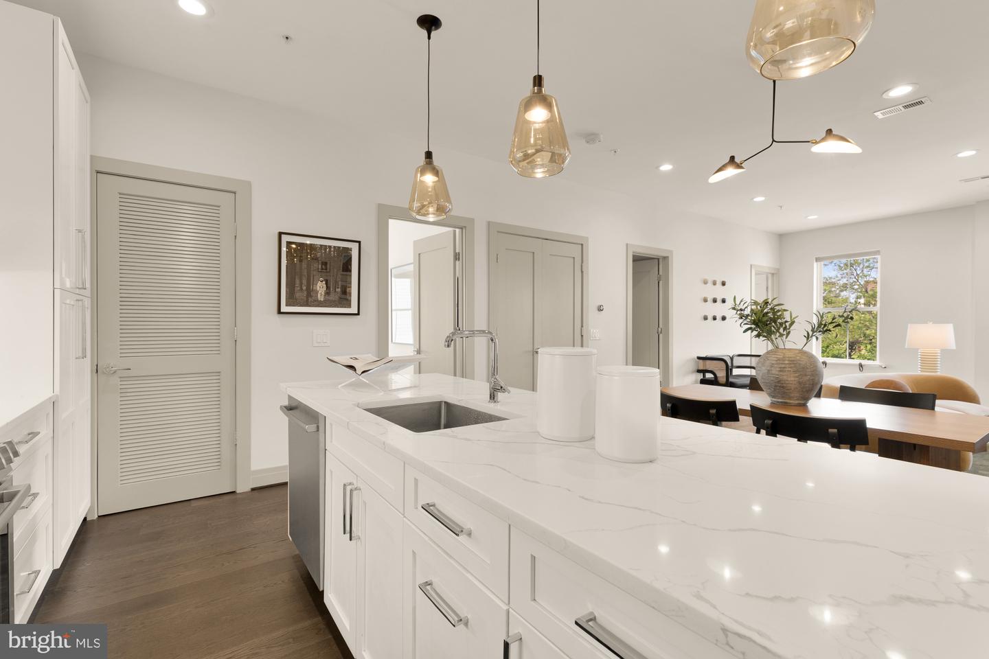 770 PARK RD NW #201, WASHINGTON, District Of Columbia 20010, 3 Bedrooms Bedrooms, ,2 BathroomsBathrooms,Residential,For sale,770 PARK RD NW #201,DCDC2198218 MLS # DCDC2198218