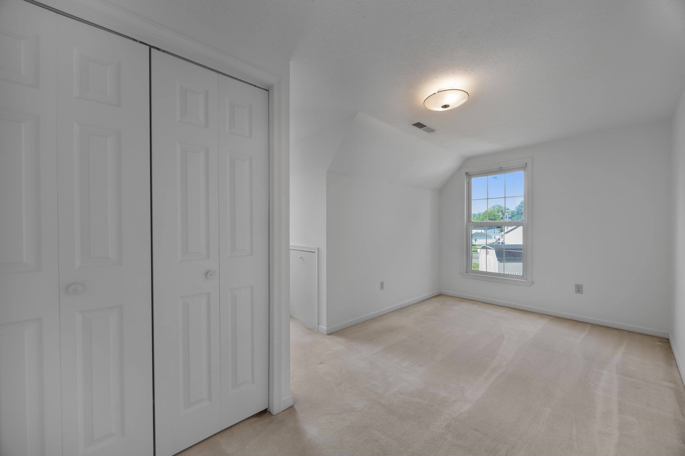 113 SUN BRIAR CT, NEW MARKET, Virginia 22844, 3 Bedrooms Bedrooms, ,2 BathroomsBathrooms,Residential,113 SUN BRIAR CT,665772 MLS # 665772