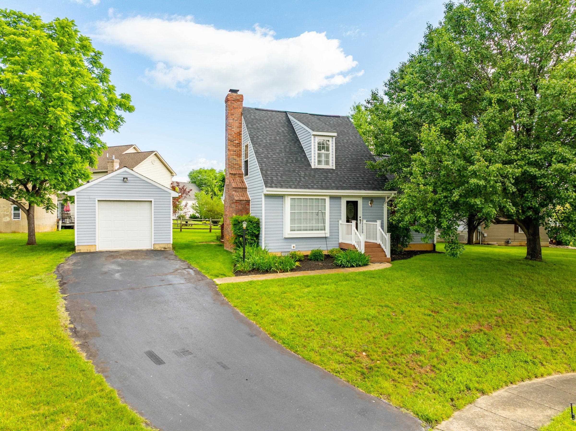 113 SUN BRIAR CT, NEW MARKET, Virginia 22844, 3 Bedrooms Bedrooms, ,2 BathroomsBathrooms,Residential,113 SUN BRIAR CT,665772 MLS # 665772