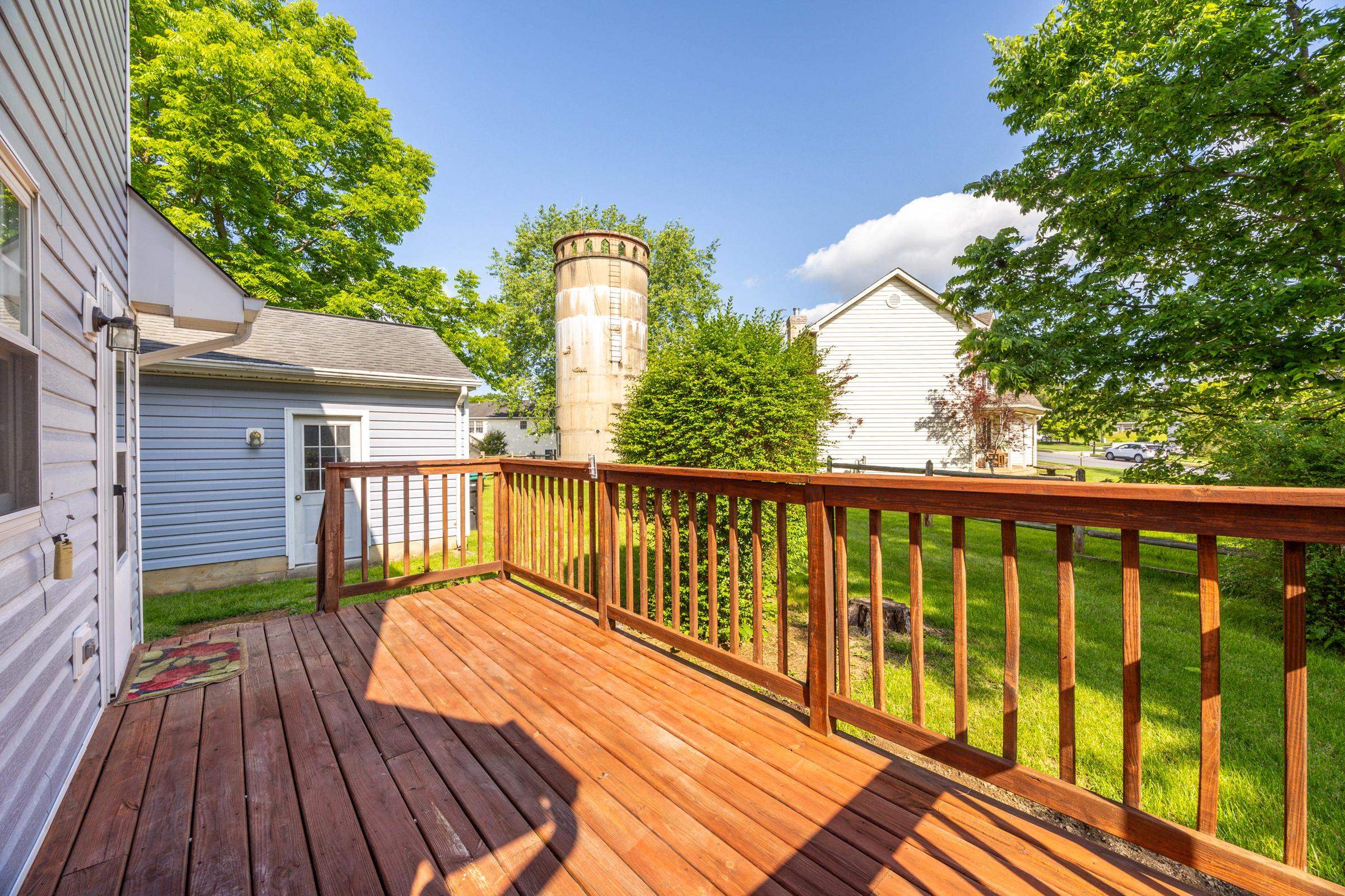 113 SUN BRIAR CT, NEW MARKET, Virginia 22844, 3 Bedrooms Bedrooms, ,2 BathroomsBathrooms,Residential,113 SUN BRIAR CT,665772 MLS # 665772