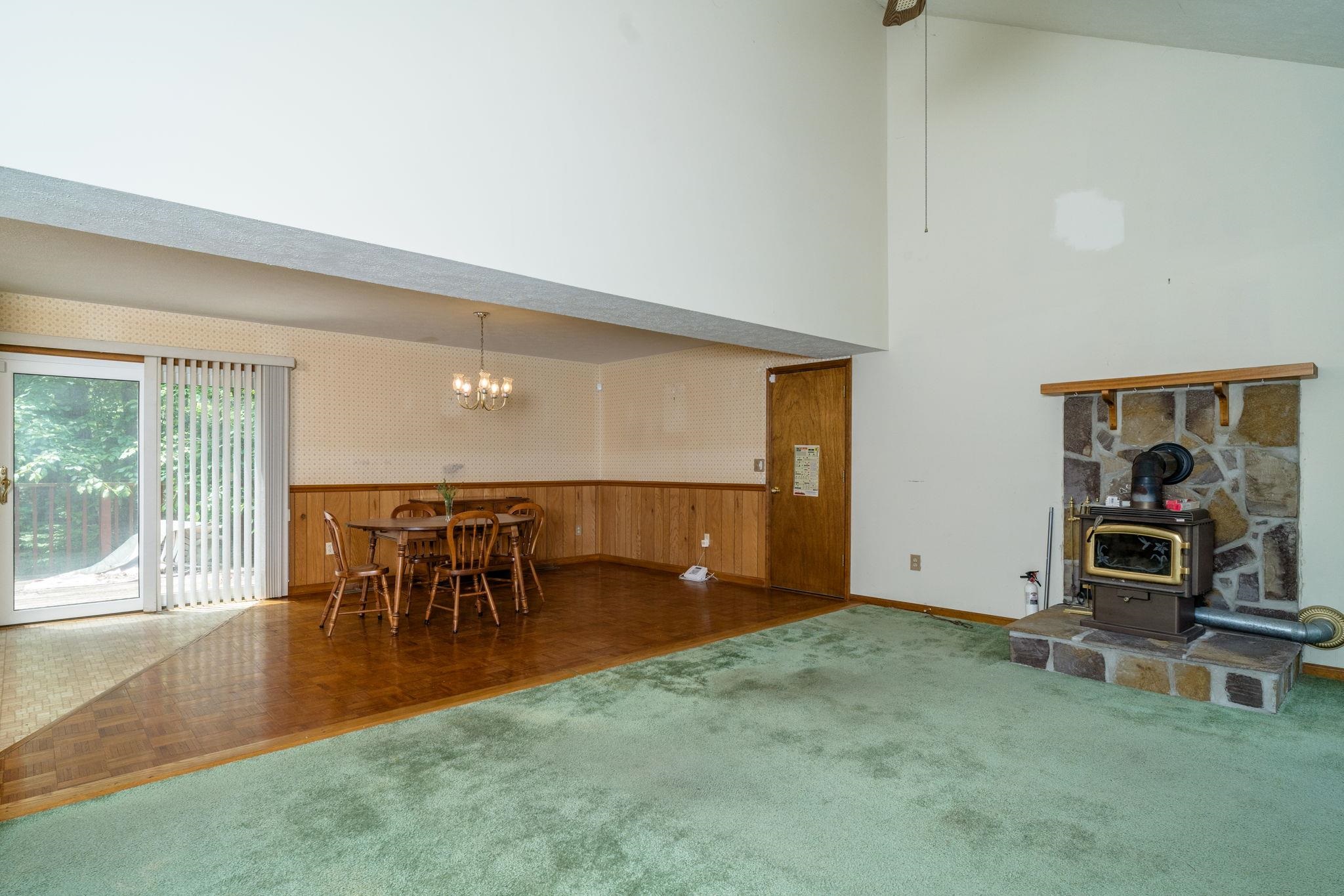 49 SUGARCAMP LN, STUARTS DRAFT, Virginia 24477, 3 Bedrooms Bedrooms, ,2 BathroomsBathrooms,Residential,49 SUGARCAMP LN,665777 MLS # 665777