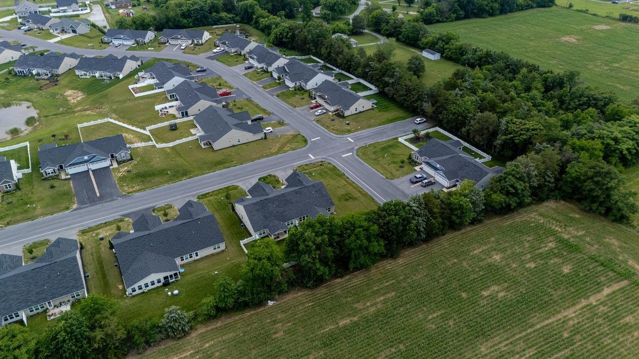 57 SOUTH PEAK DR, MCGAHEYSVILLE, Virginia 22840, 3 Bedrooms Bedrooms, ,2 BathroomsBathrooms,Residential,57 SOUTH PEAK DR,665778 MLS # 665778