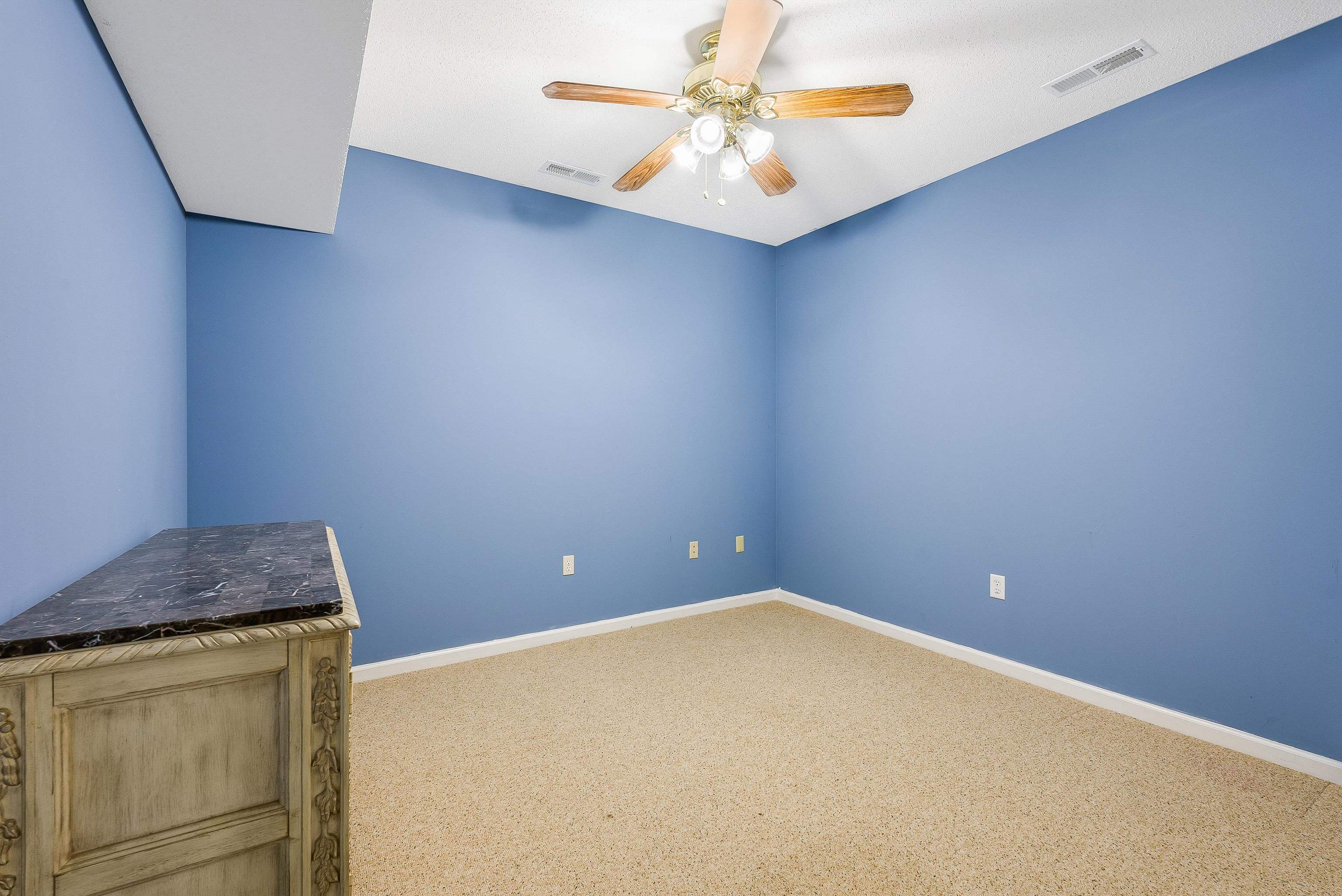 4056 PALMER RD, MCGAHEYSVILLE, Virginia 22840, 5 Bedrooms Bedrooms, ,4 BathroomsBathrooms,Residential,4056 PALMER RD,665780 MLS # 665780