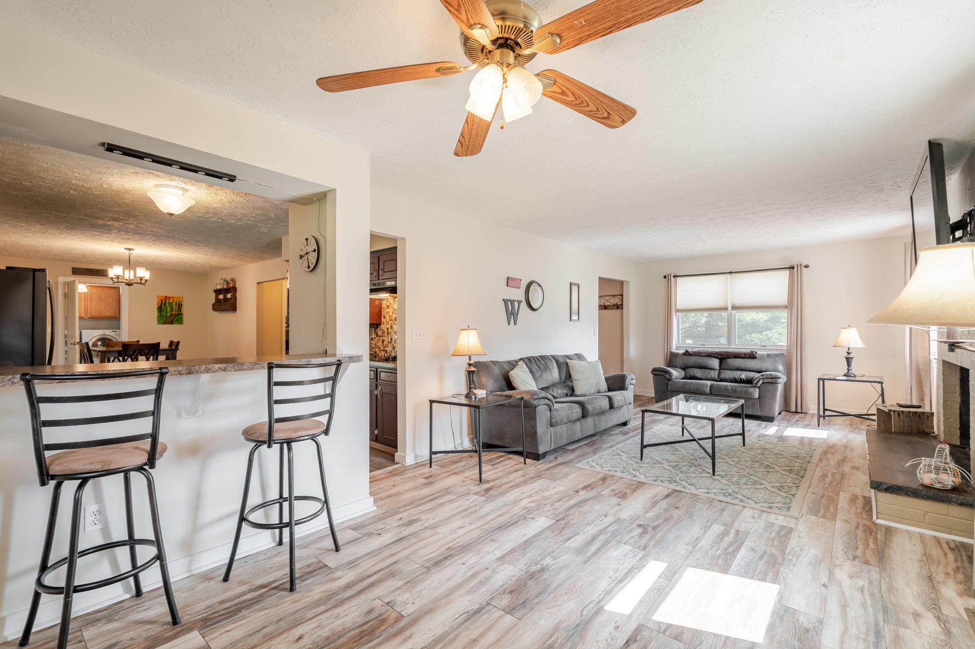 257 EDGEWOOD DR, SHENANDOAH, Virginia 22849, 3 Bedrooms Bedrooms, ,2 BathroomsBathrooms,Residential,257 EDGEWOOD DR,665784 MLS # 665784