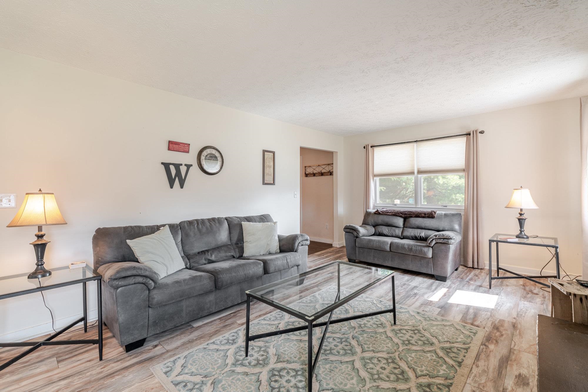 257 EDGEWOOD DR, SHENANDOAH, Virginia 22849, 3 Bedrooms Bedrooms, ,2 BathroomsBathrooms,Residential,257 EDGEWOOD DR,665784 MLS # 665784