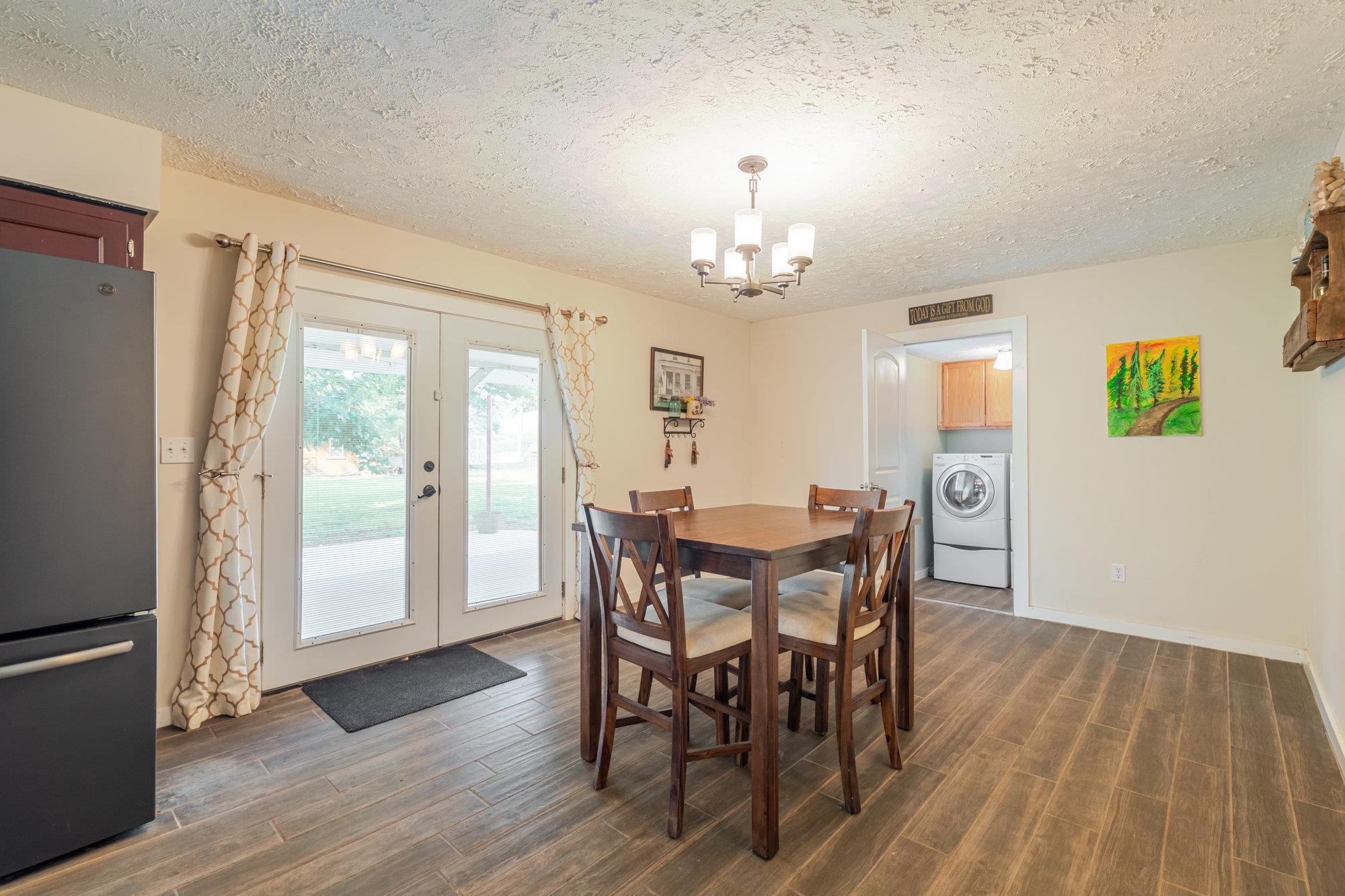 257 EDGEWOOD DR, SHENANDOAH, Virginia 22849, 3 Bedrooms Bedrooms, ,2 BathroomsBathrooms,Residential,257 EDGEWOOD DR,665784 MLS # 665784