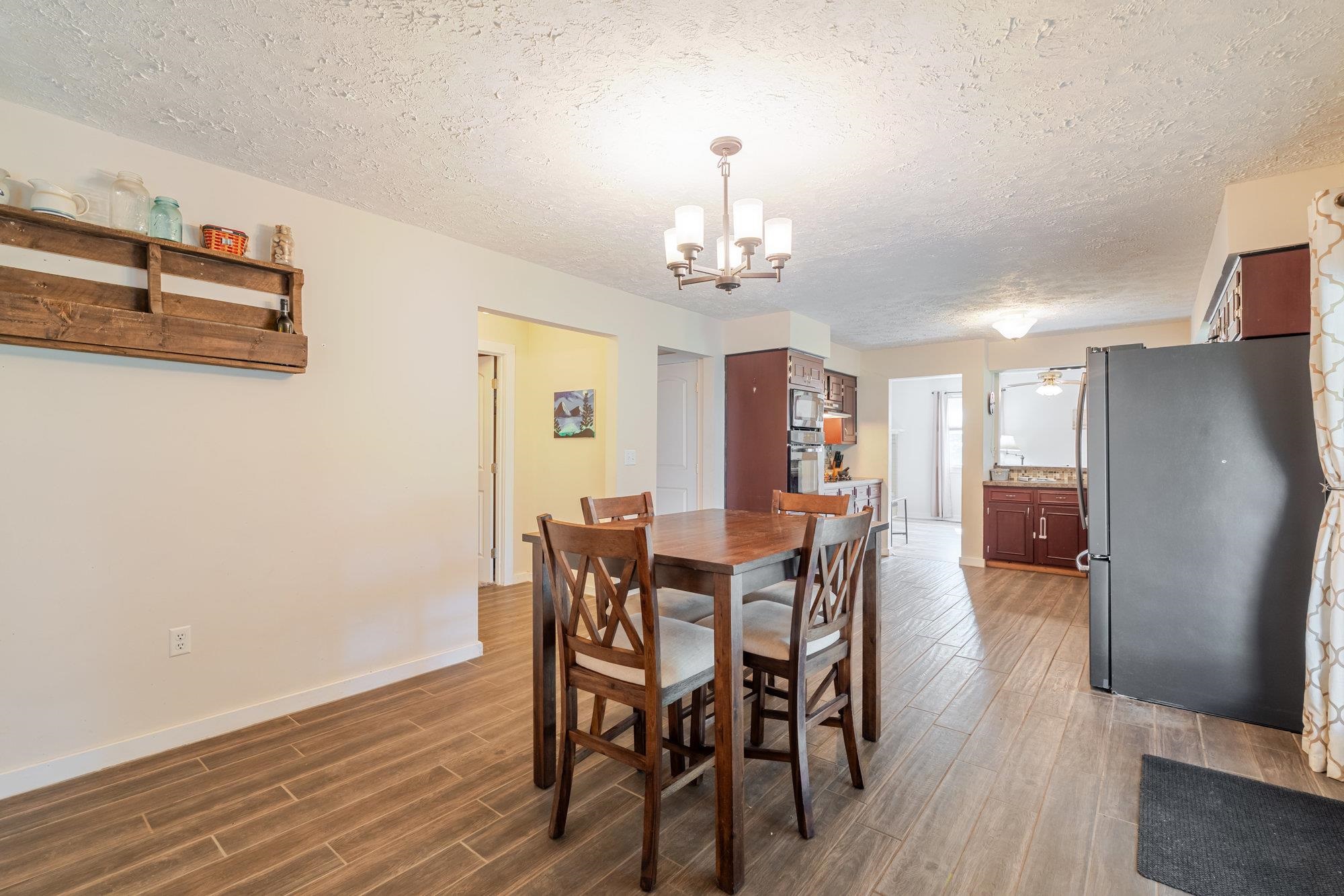 257 EDGEWOOD DR, SHENANDOAH, Virginia 22849, 3 Bedrooms Bedrooms, ,2 BathroomsBathrooms,Residential,257 EDGEWOOD DR,665784 MLS # 665784